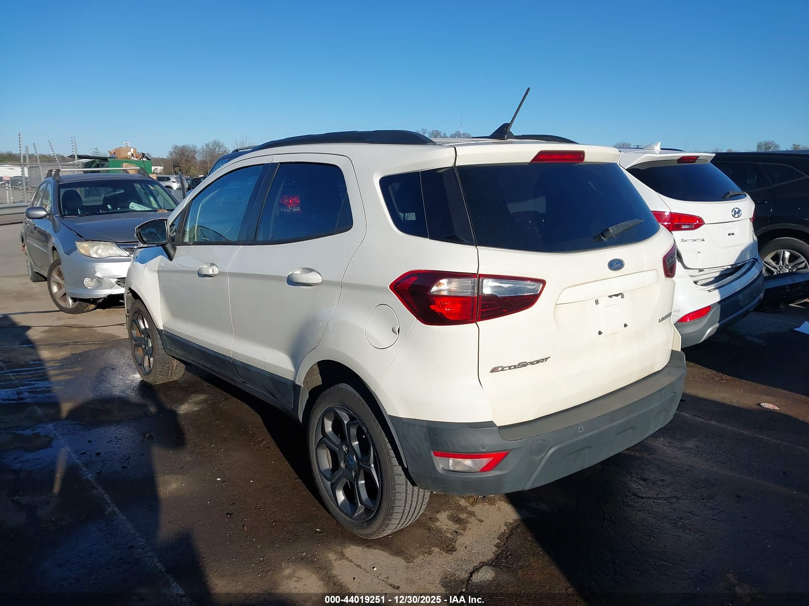 FORD ECOSPORT image 3