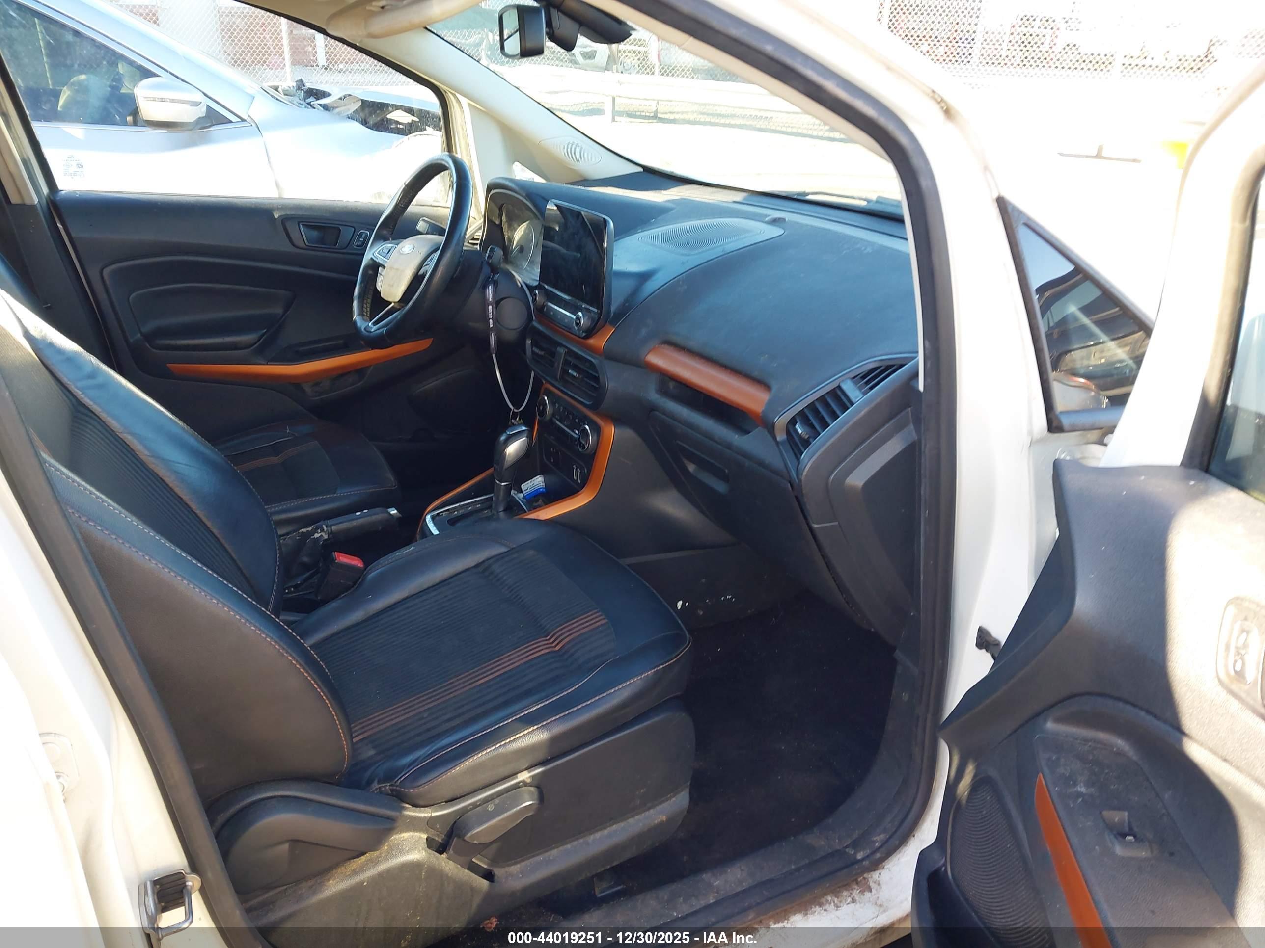 FORD ECOSPORT image 5