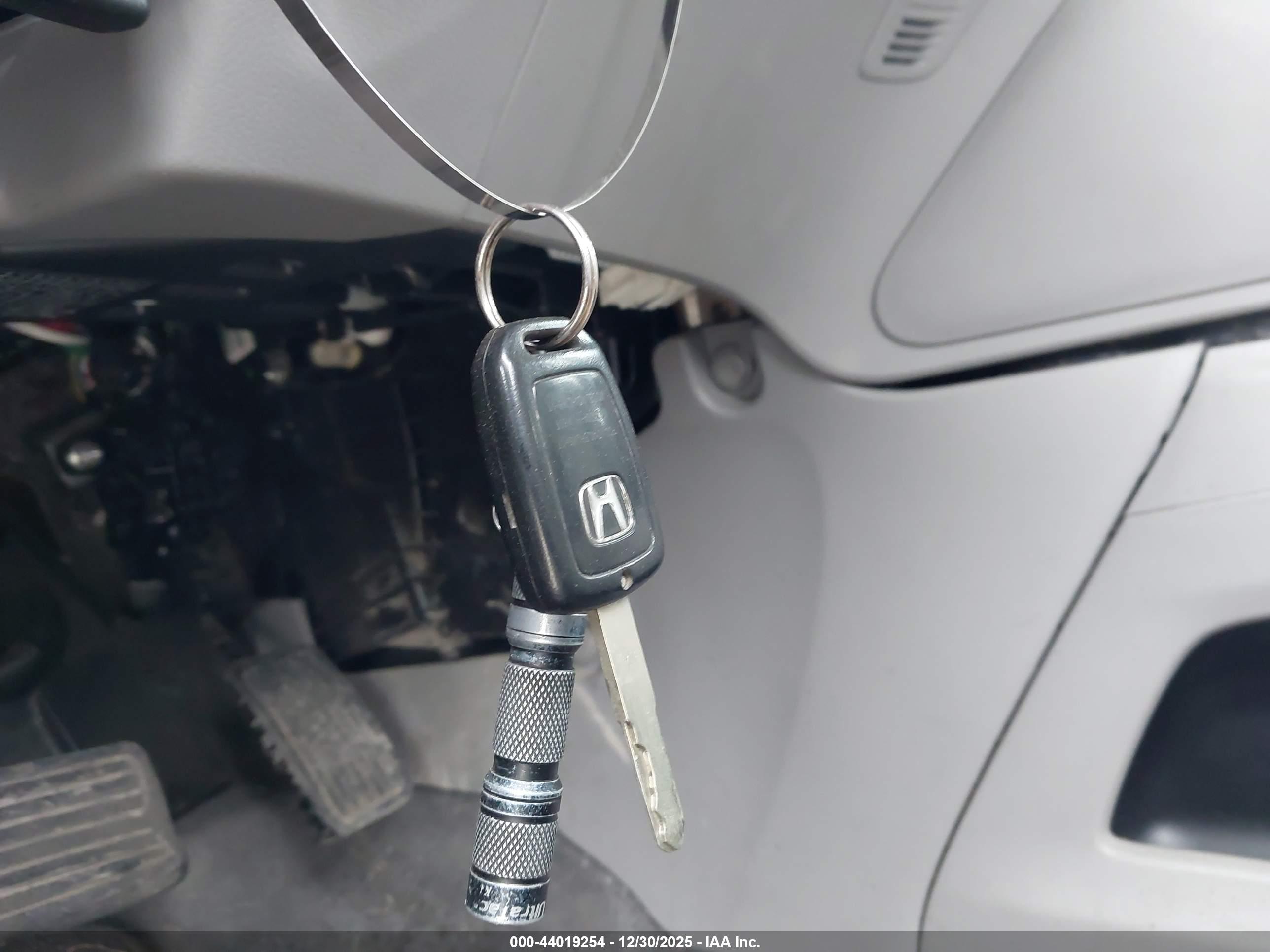 HONDA CR-V image 11