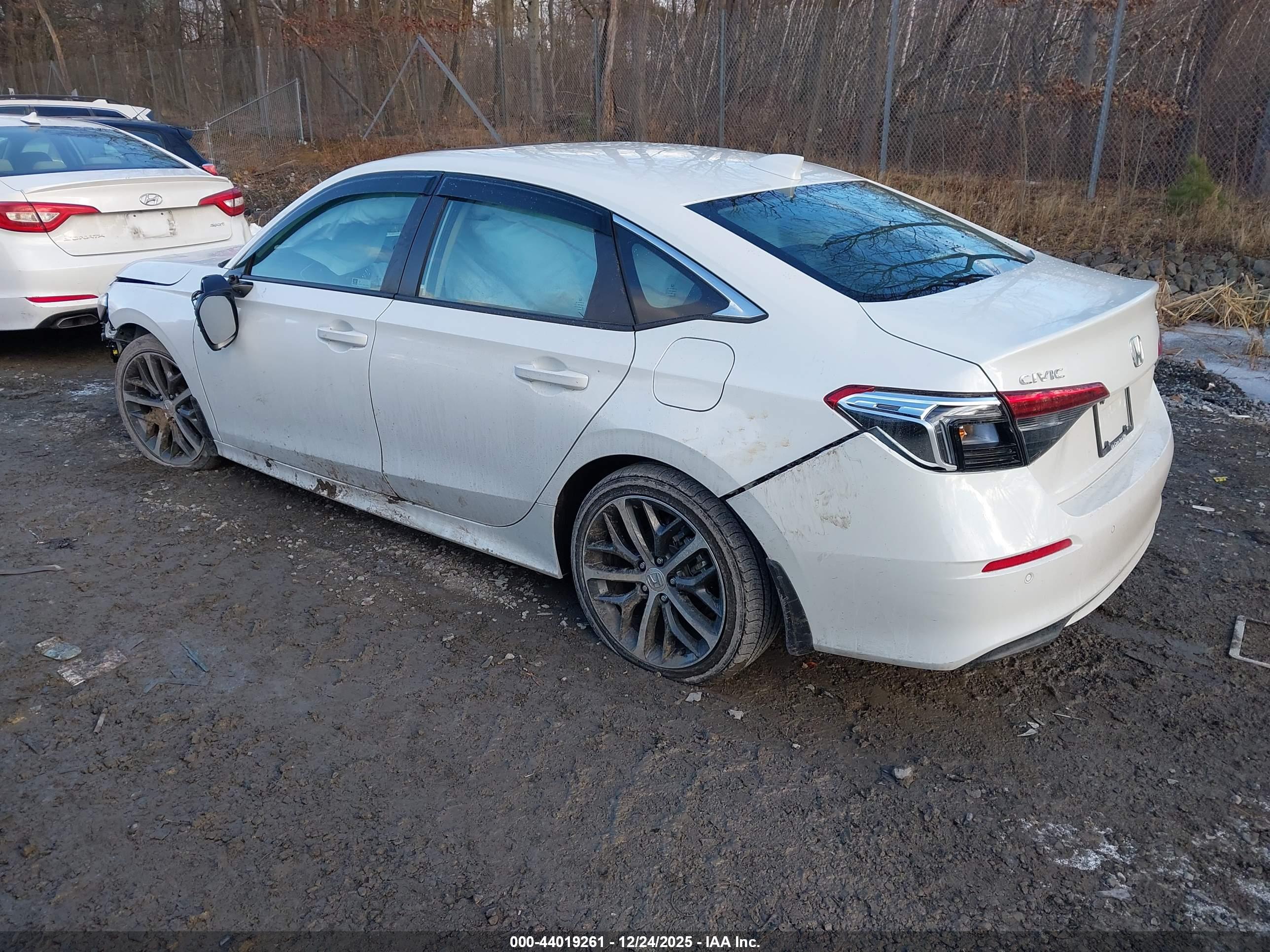 HONDA CIVIC image 3
