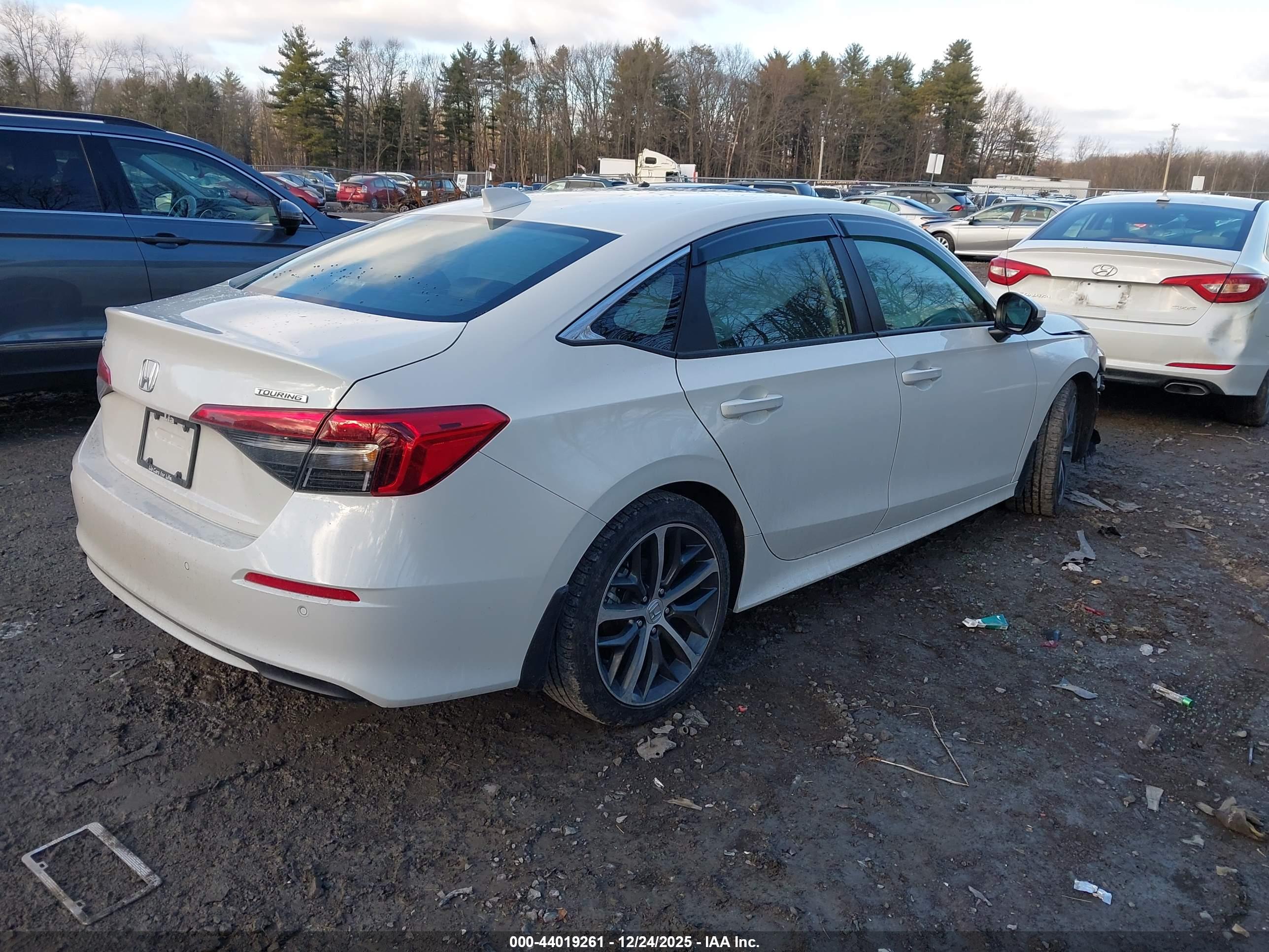 HONDA CIVIC image 4