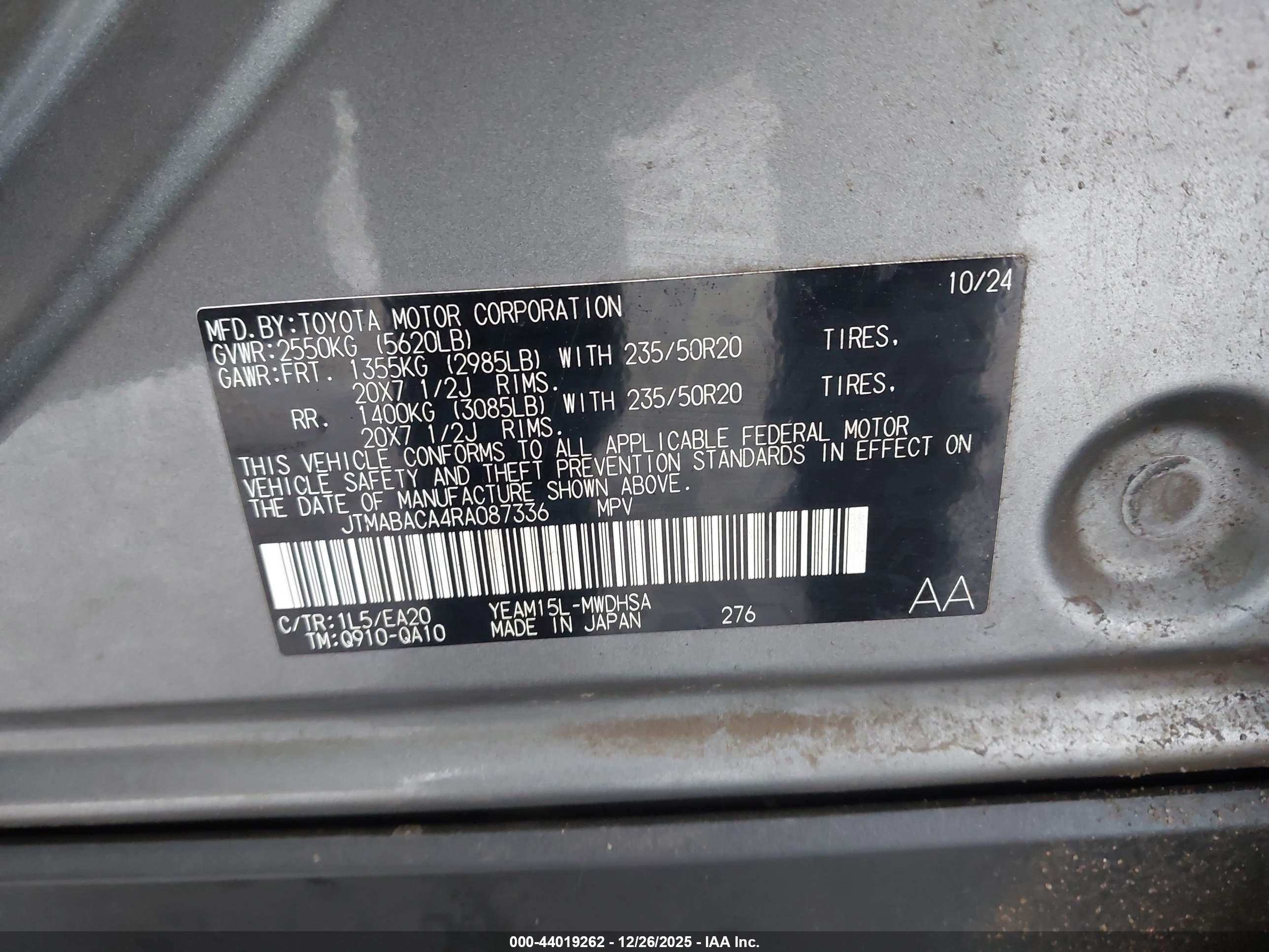 TOYOTA BZ4X image 9