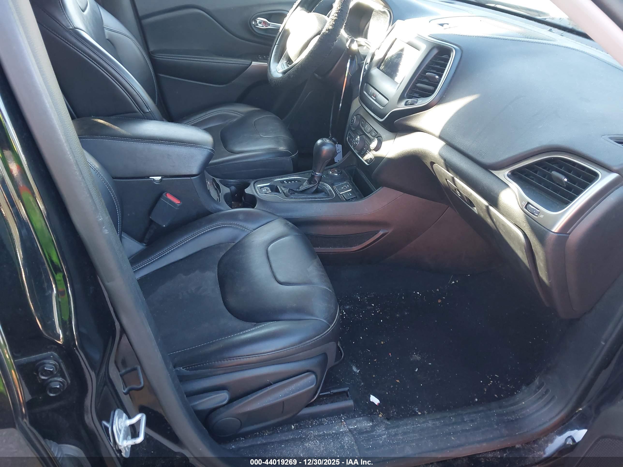 JEEP CHEROKEE image 5