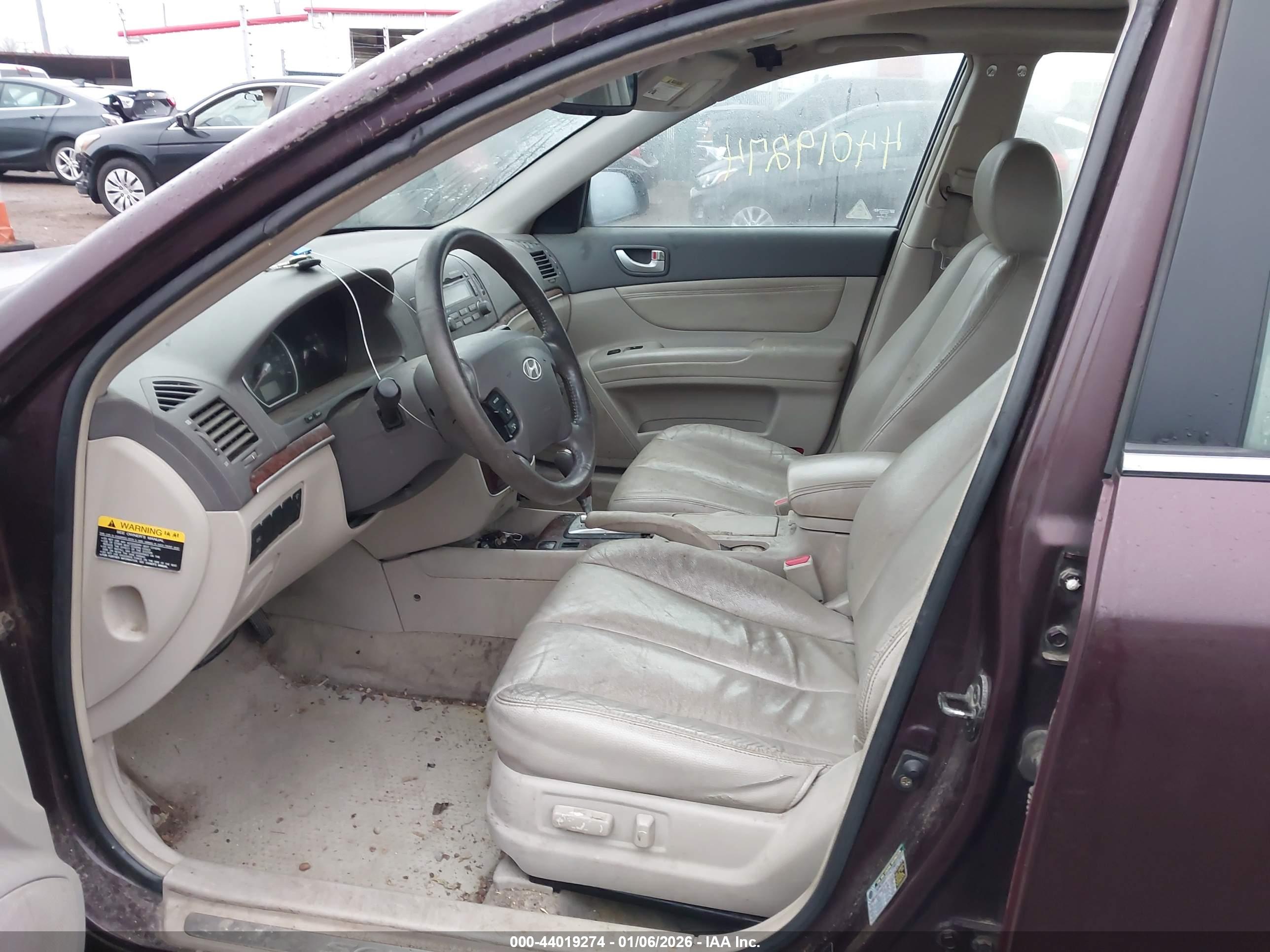 HYUNDAI SONATA image 5