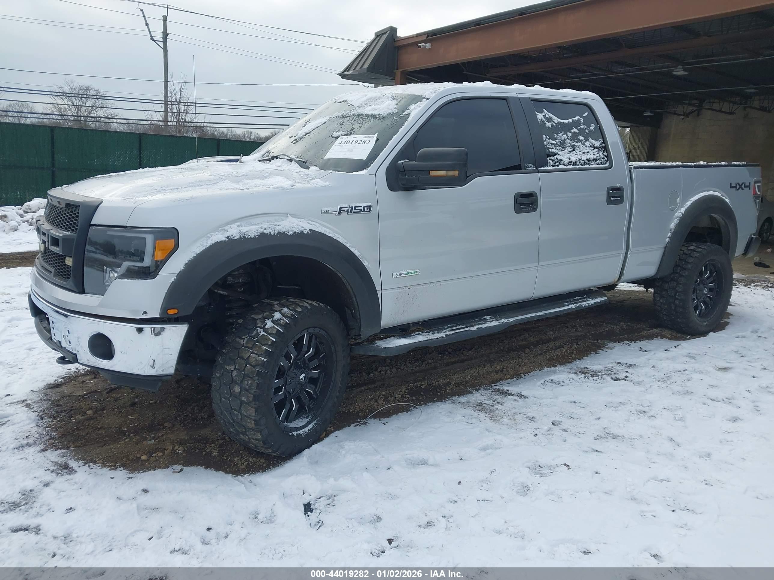 FORD F-150 image 2