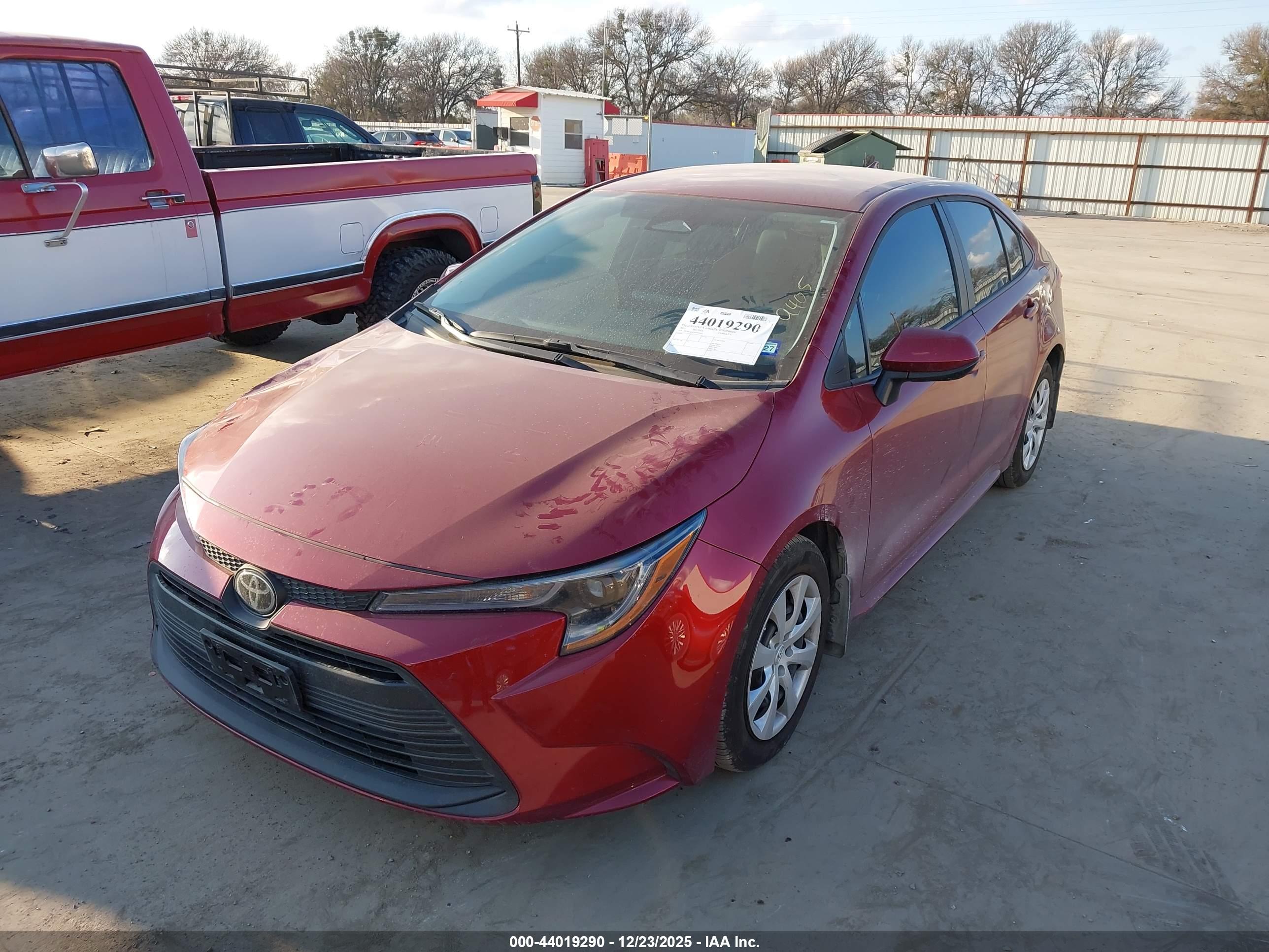 TOYOTA COROLLA image 2