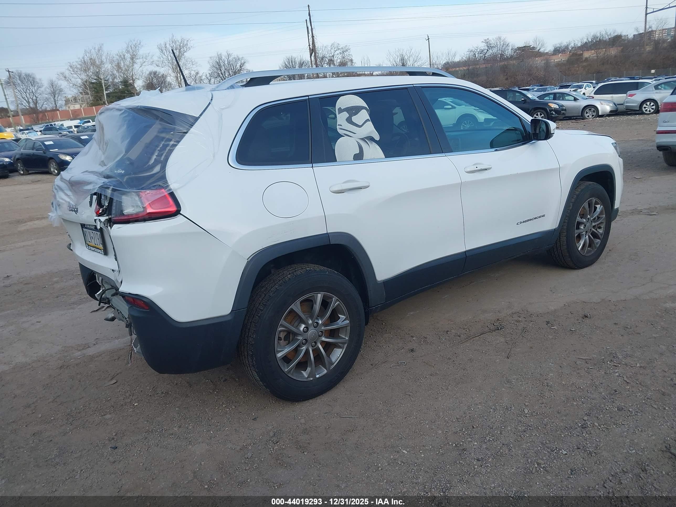 JEEP CHEROKEE image 4