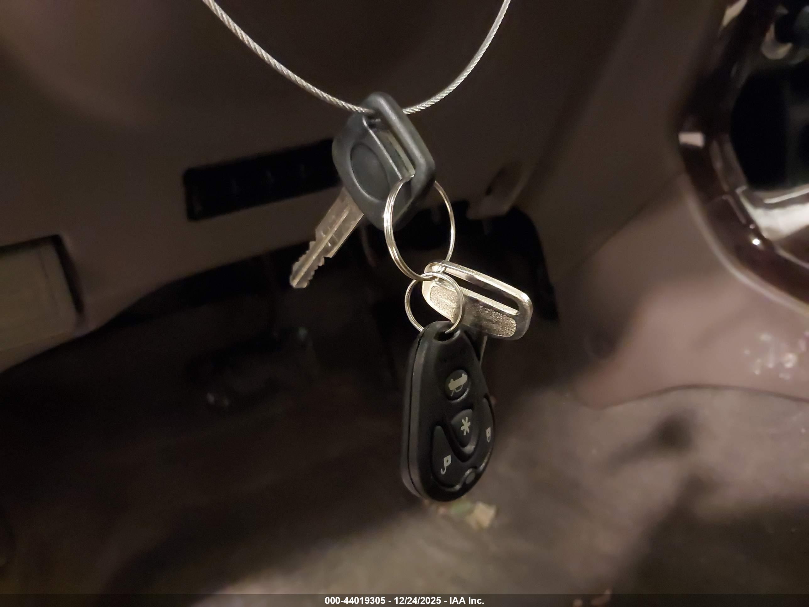 TOYOTA 4RUNNER image 11