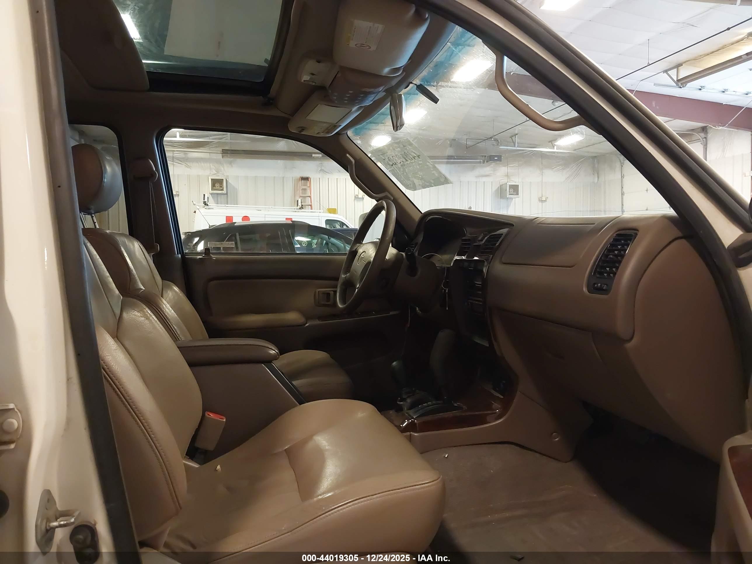 TOYOTA 4RUNNER image 5