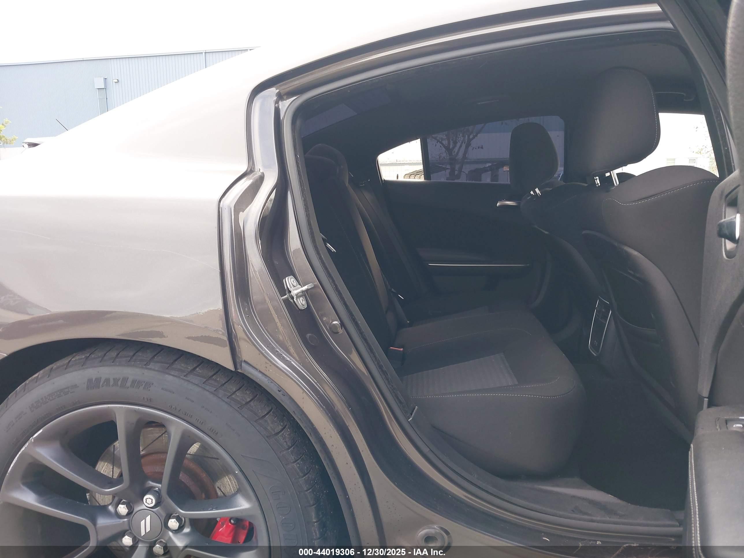 DODGE CHARGER image 8