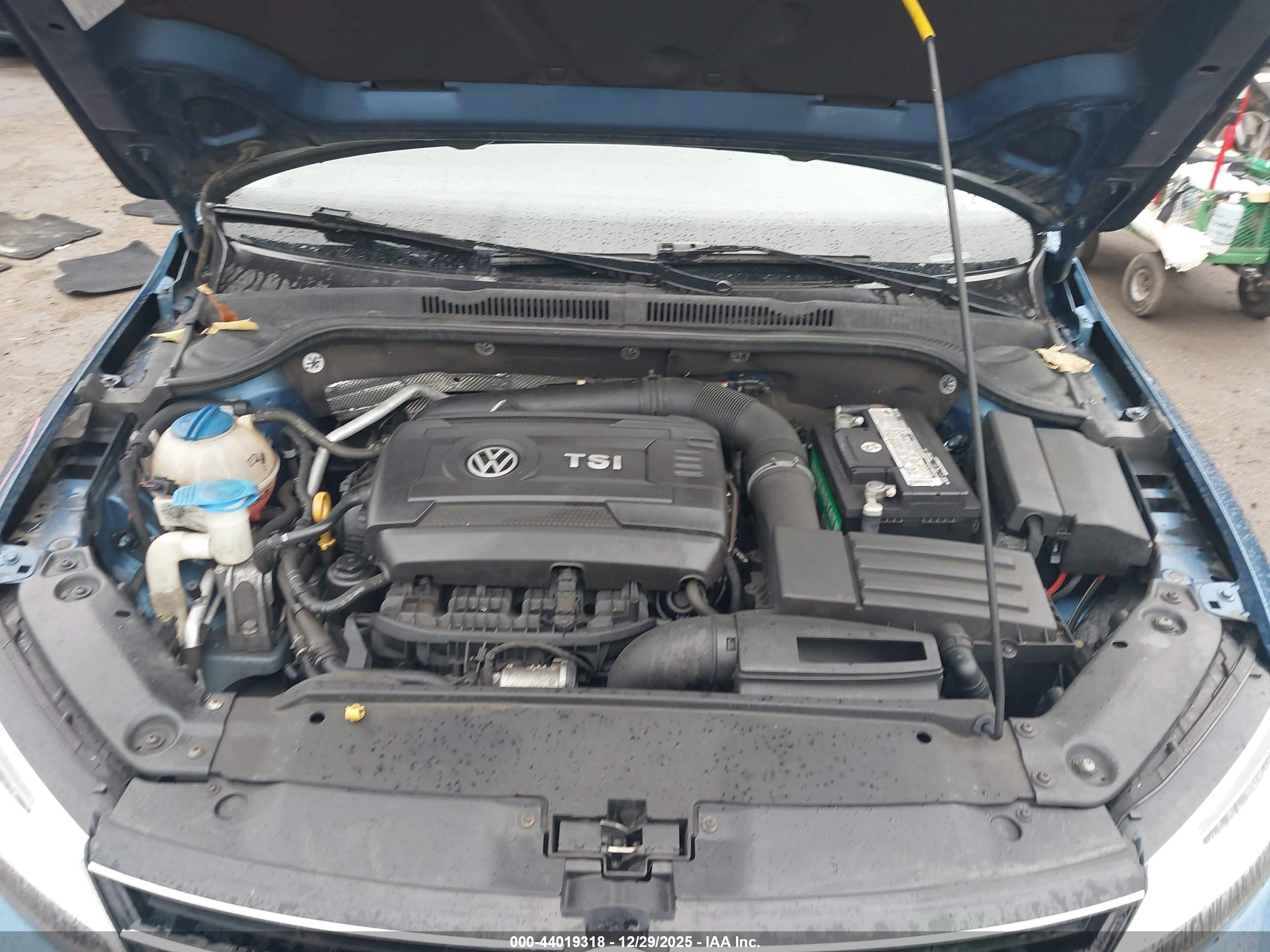 VOLKSWAGEN JETTA image 10