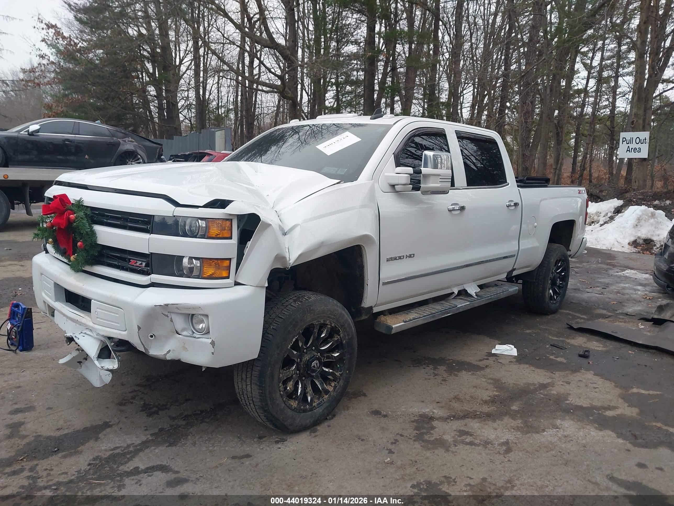 CHEVROLET SILVERADO image 2