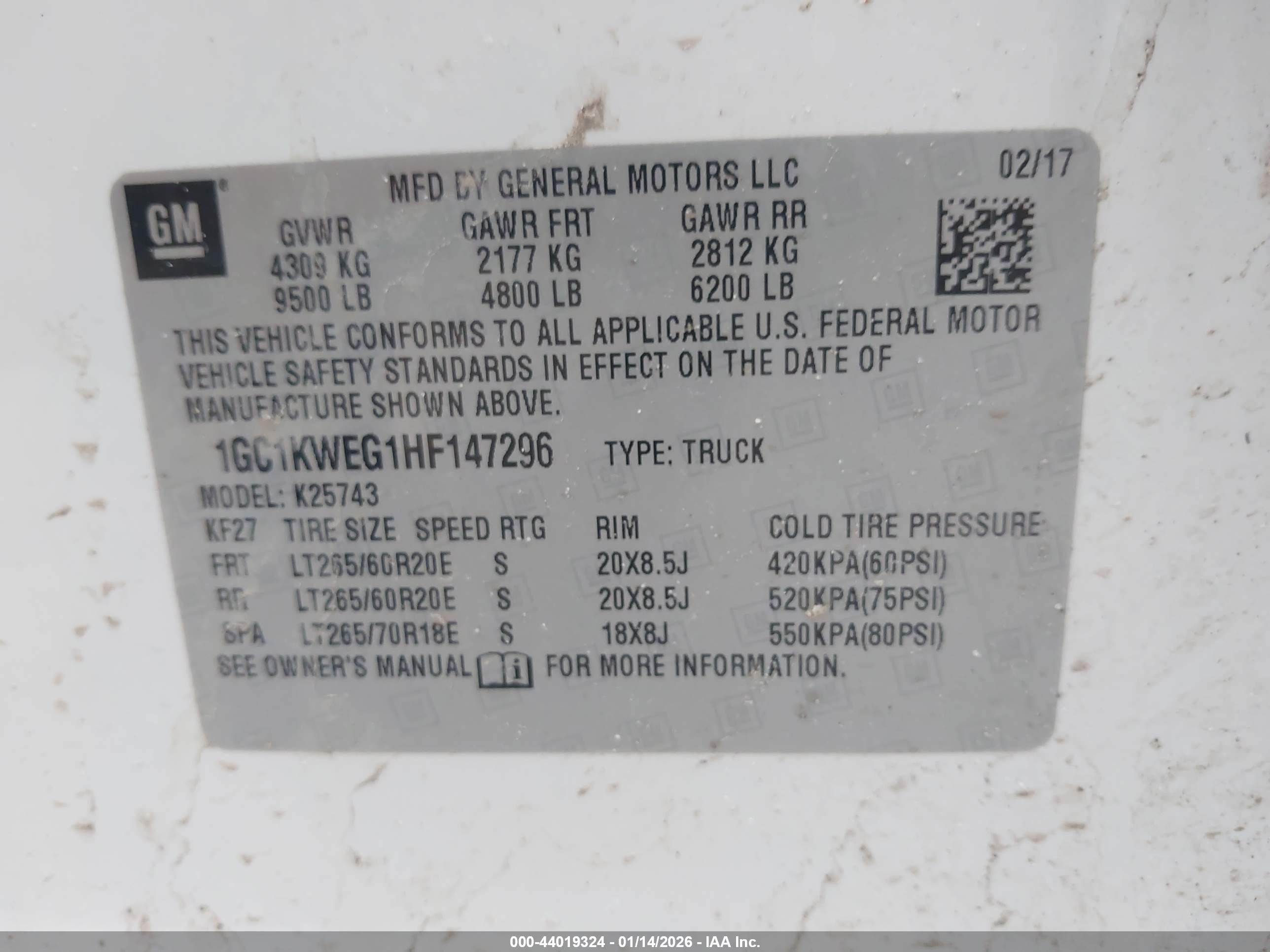 CHEVROLET SILVERADO image 9
