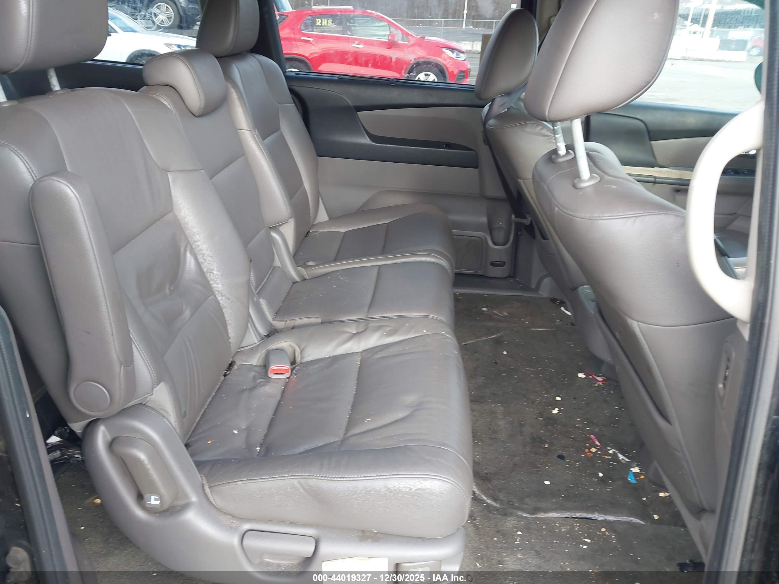 HONDA ODYSSEY image 8