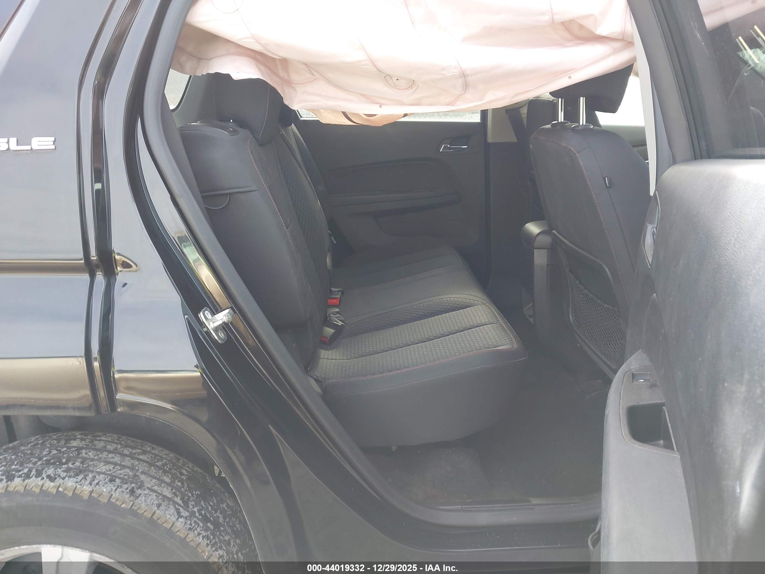 GMC TERRAIN image 8