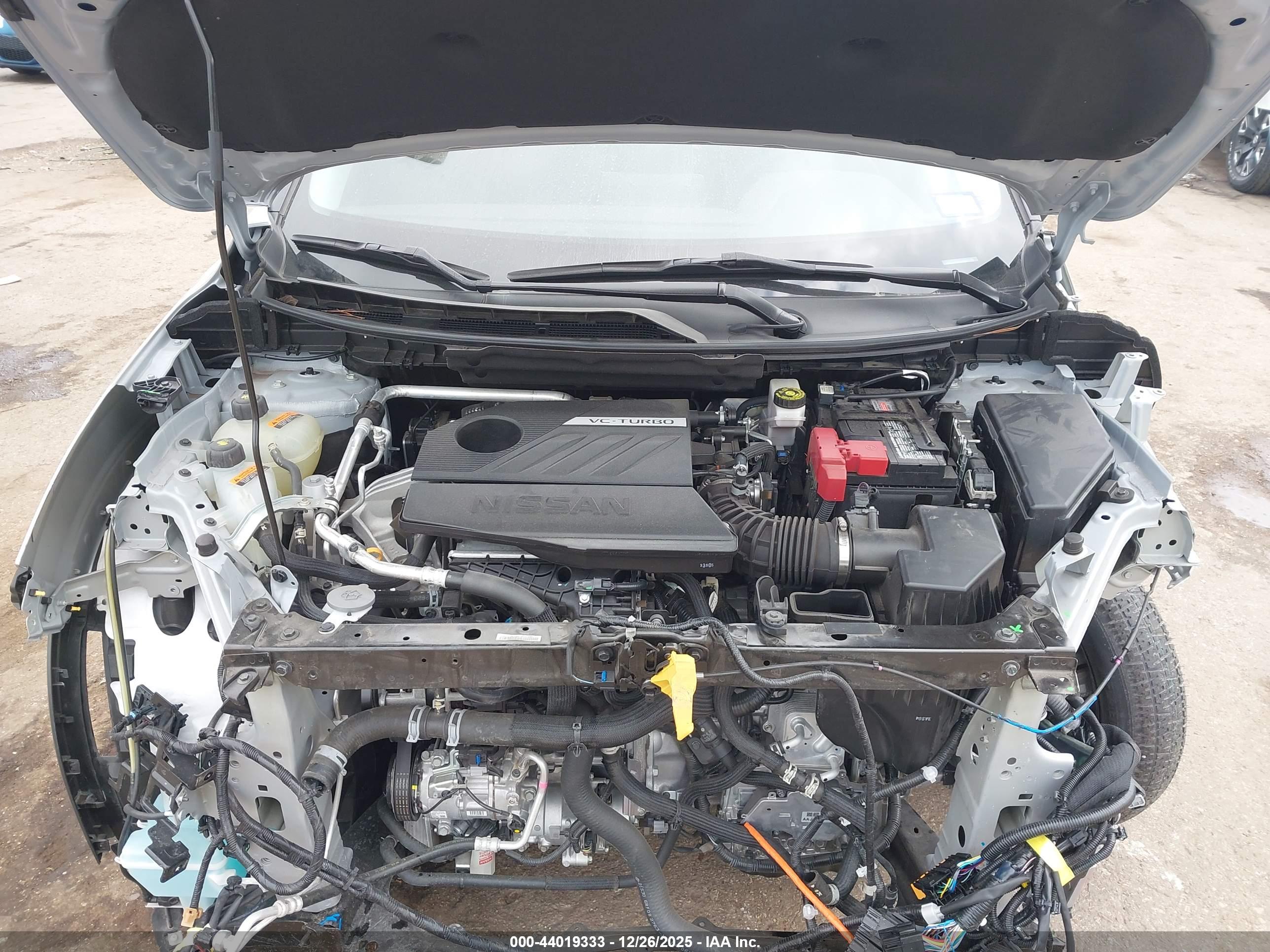 NISSAN ROGUE image 10