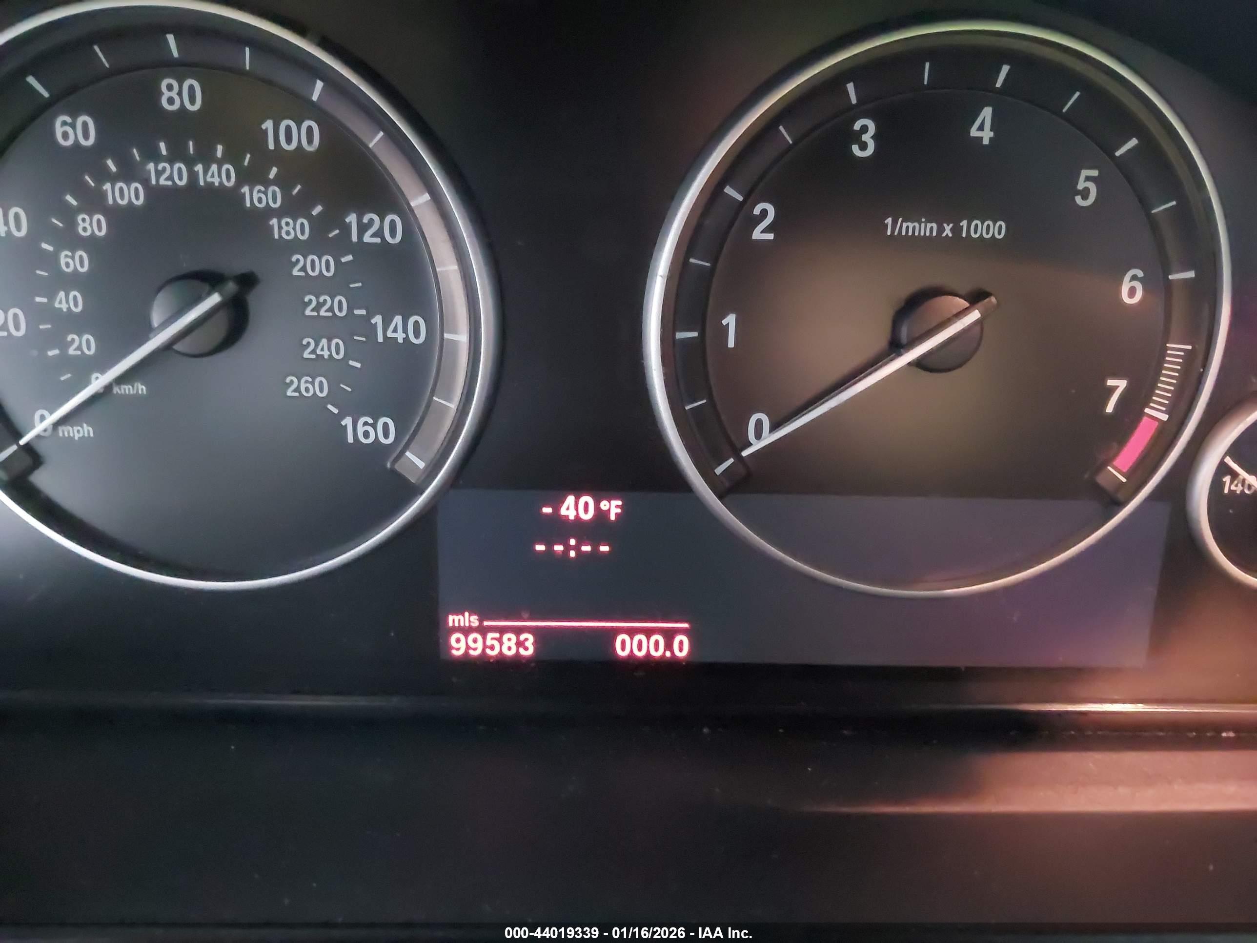 BMW 528I image 7
