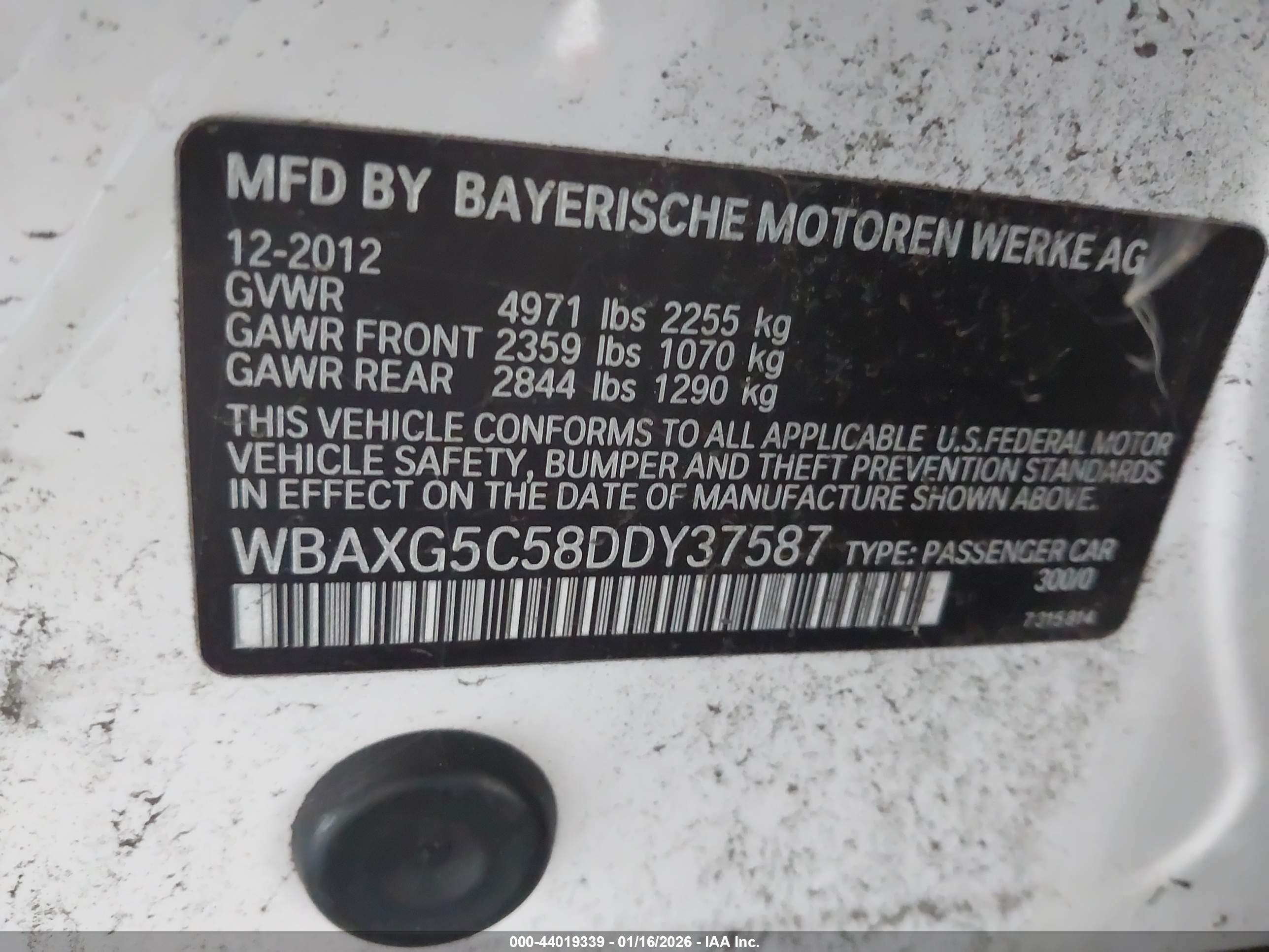 BMW 528I image 9
