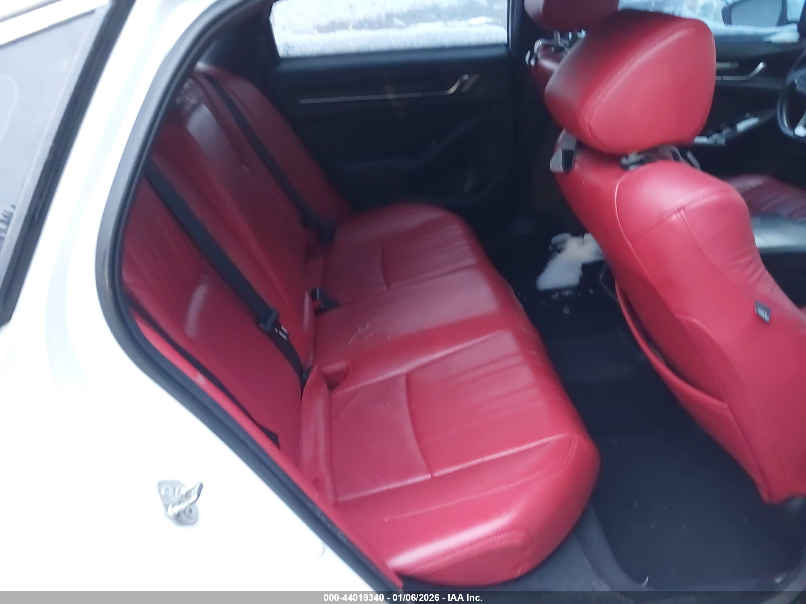 HONDA ACCORD image 8