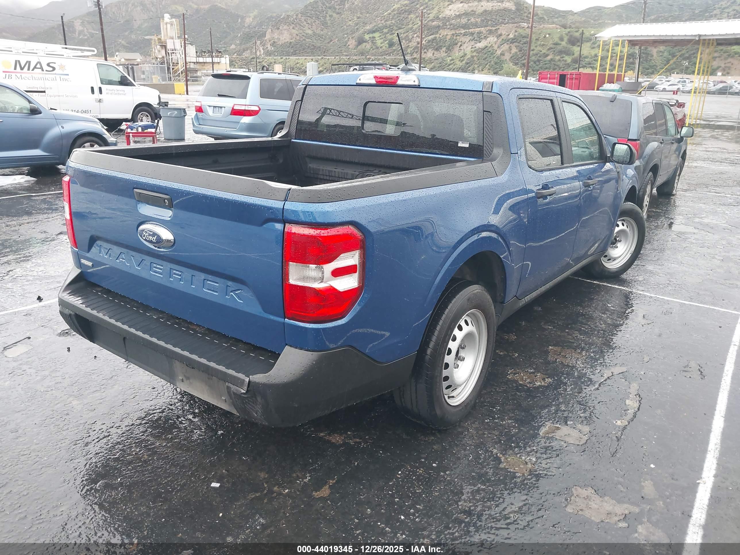 FORD MAVERICK image 4
