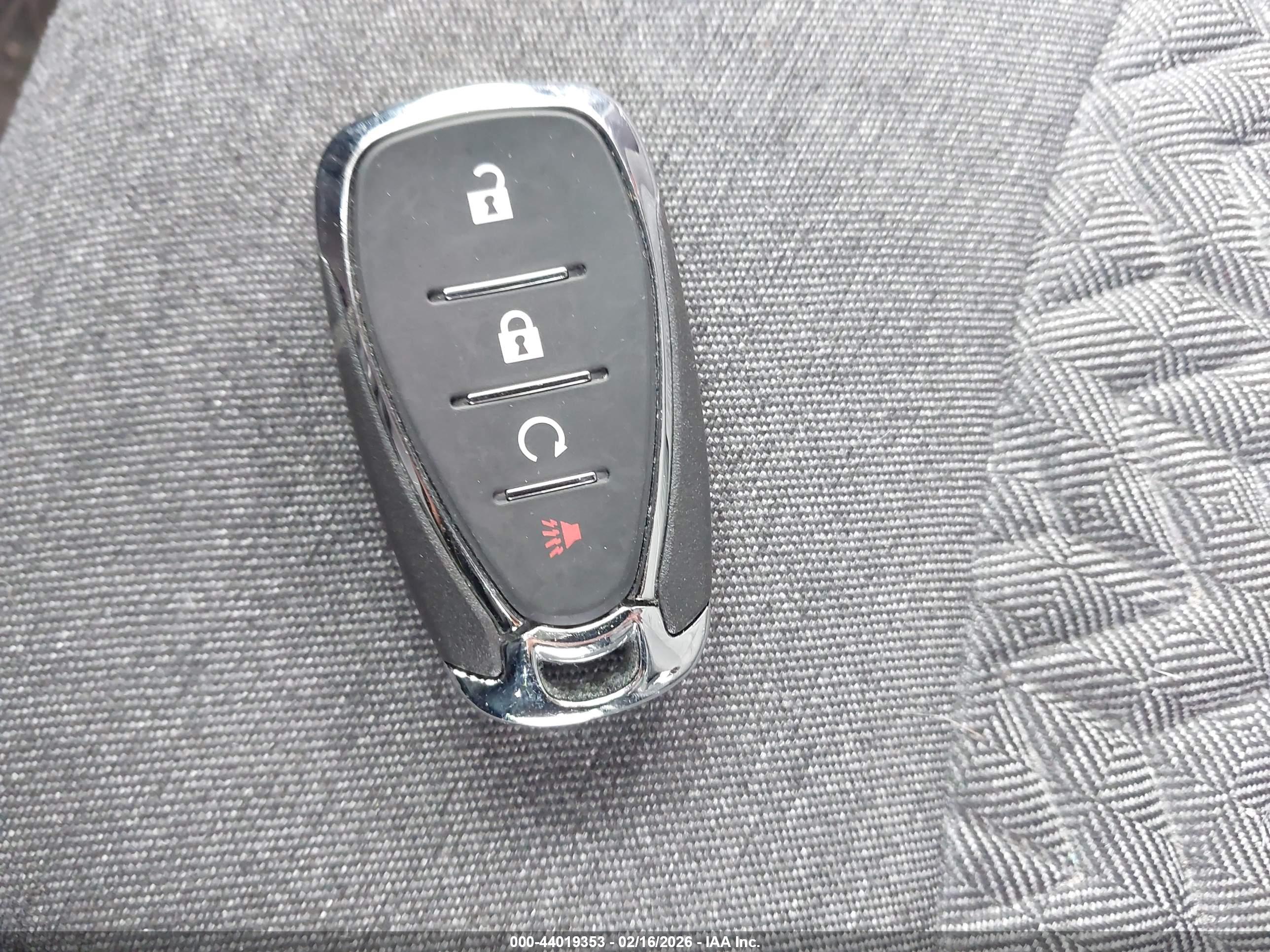 CHEVROLET EQUINOX image 11