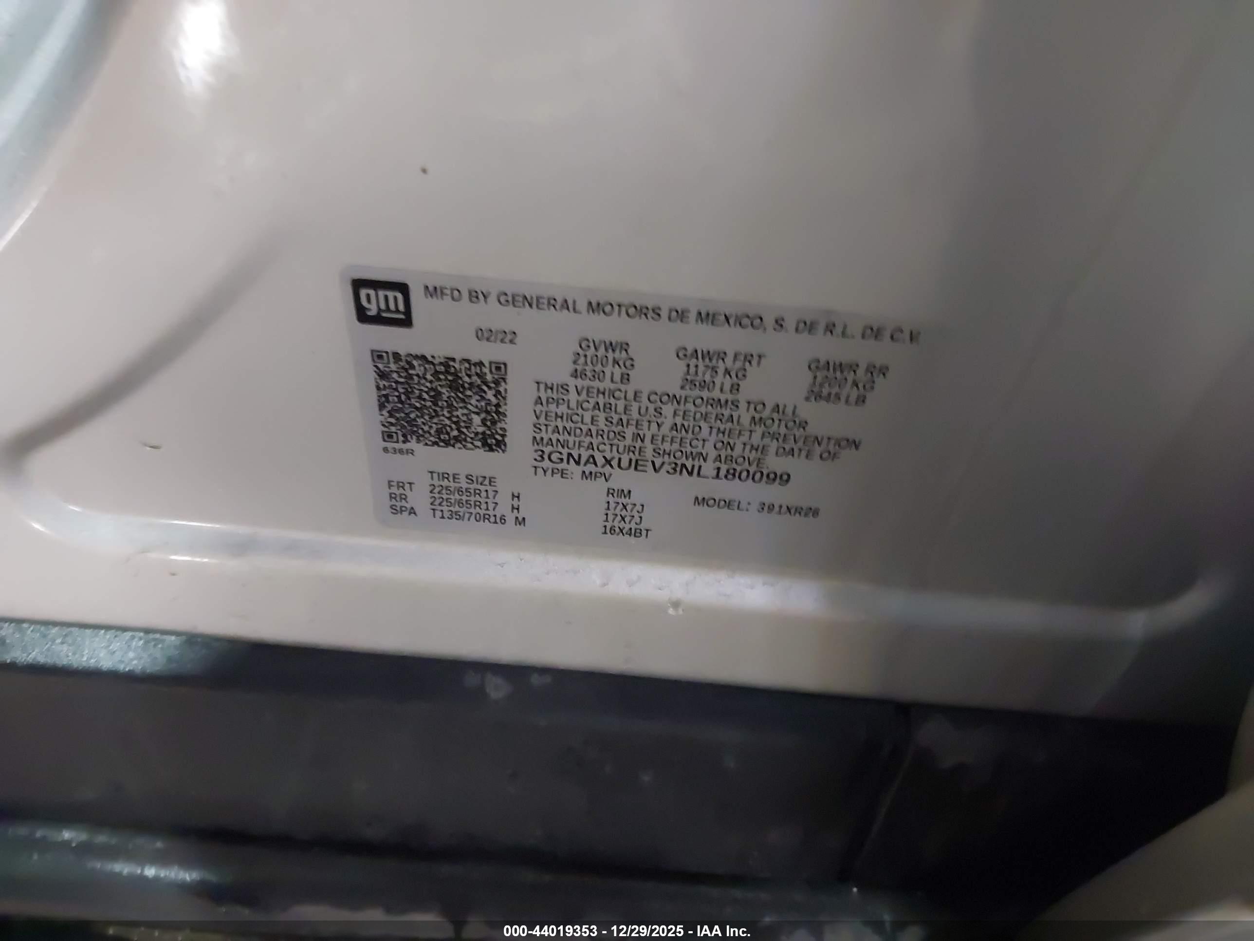 CHEVROLET EQUINOX image 9