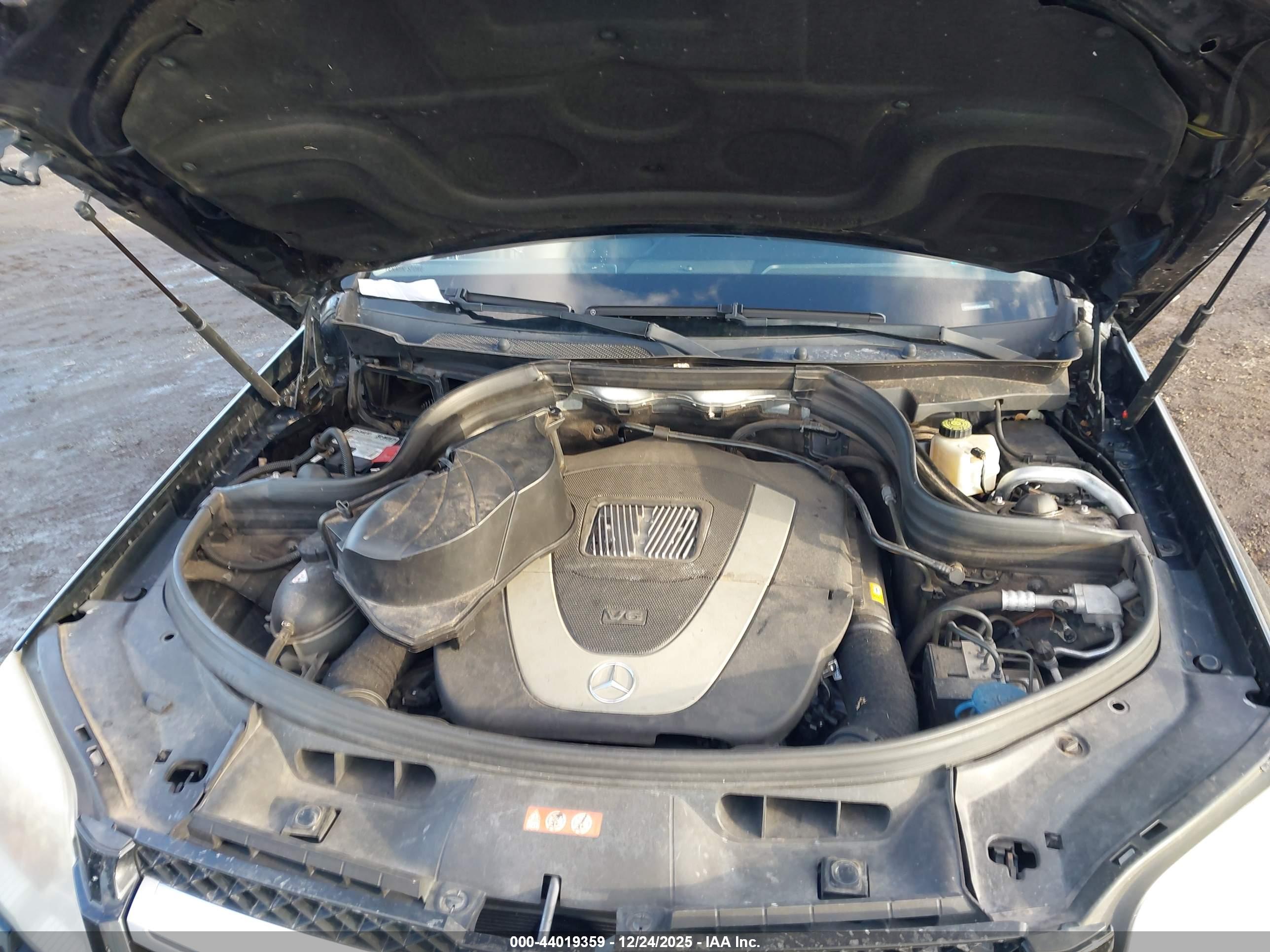 MERCEDES-BENZ GLK image 10