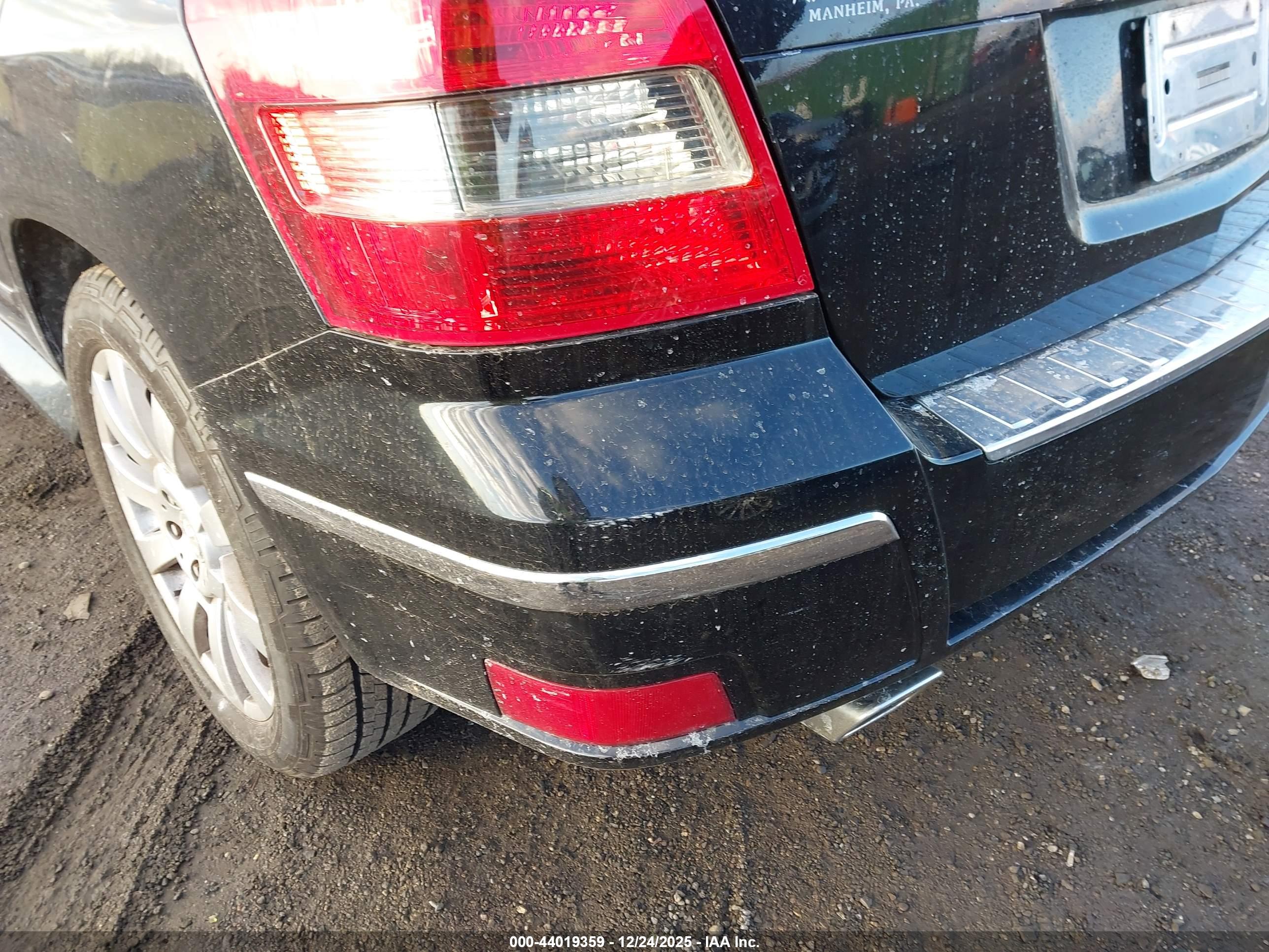 MERCEDES-BENZ GLK image 6