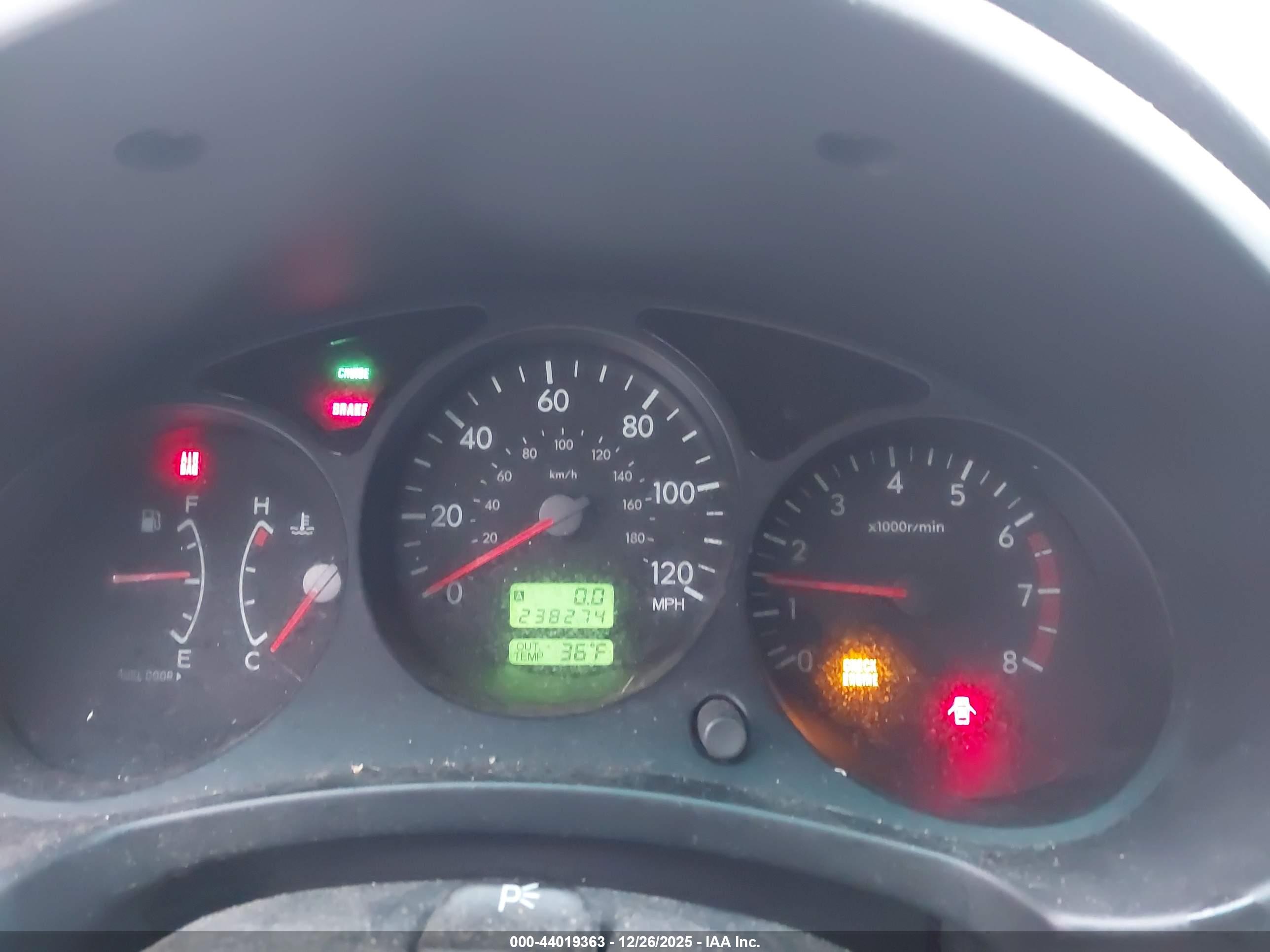 SUBARU FORESTER image 7
