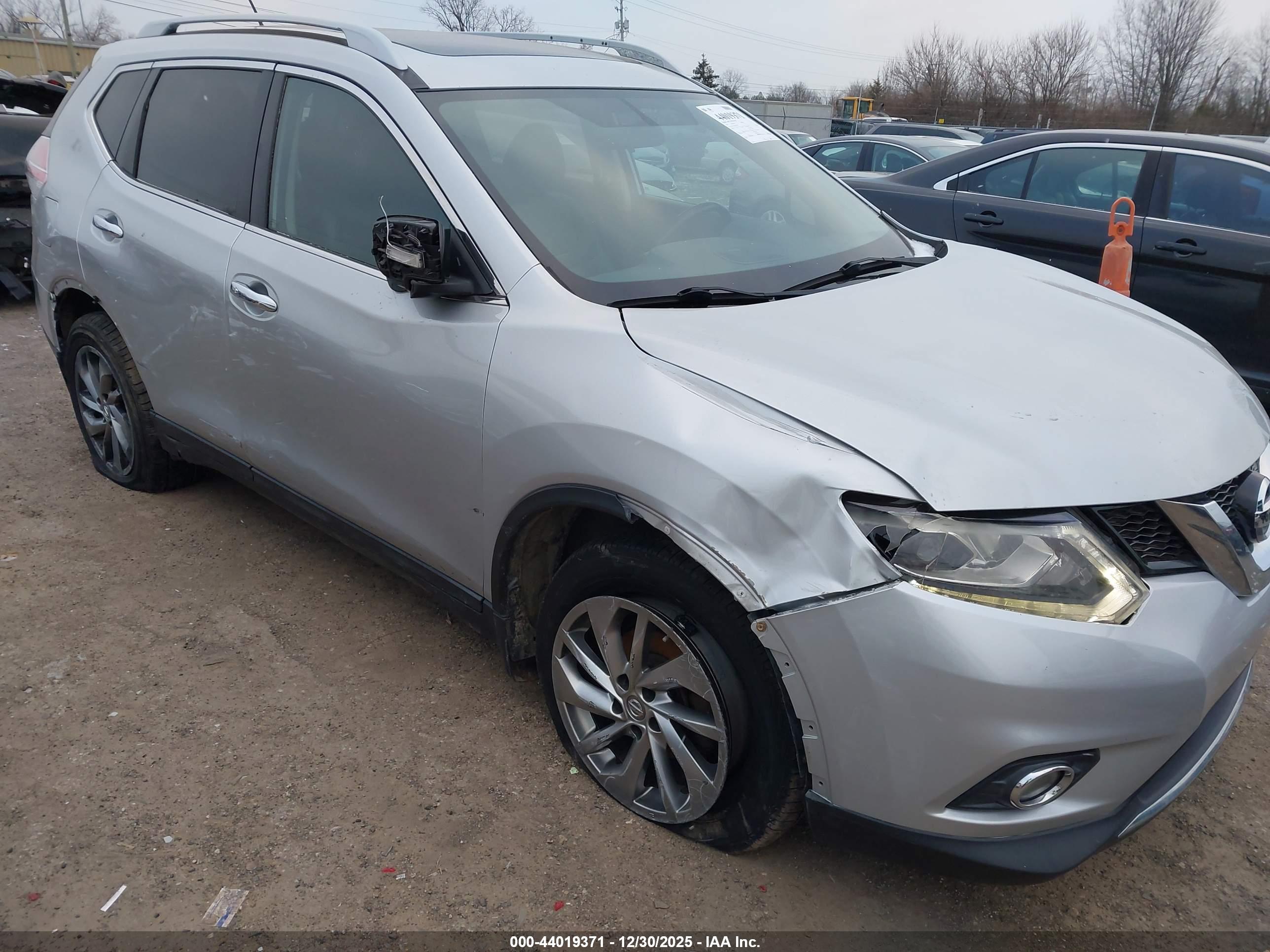 NISSAN ROGUE image 6