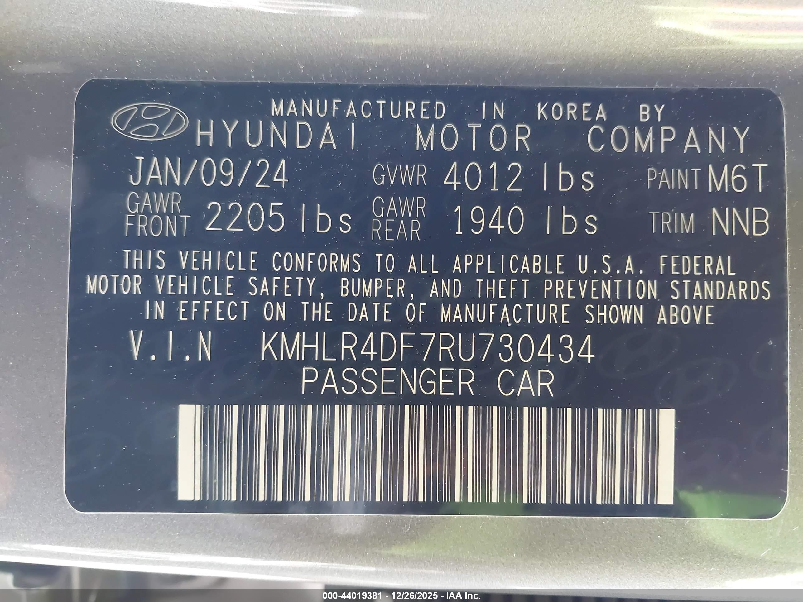 HYUNDAI ELANTRA image 9