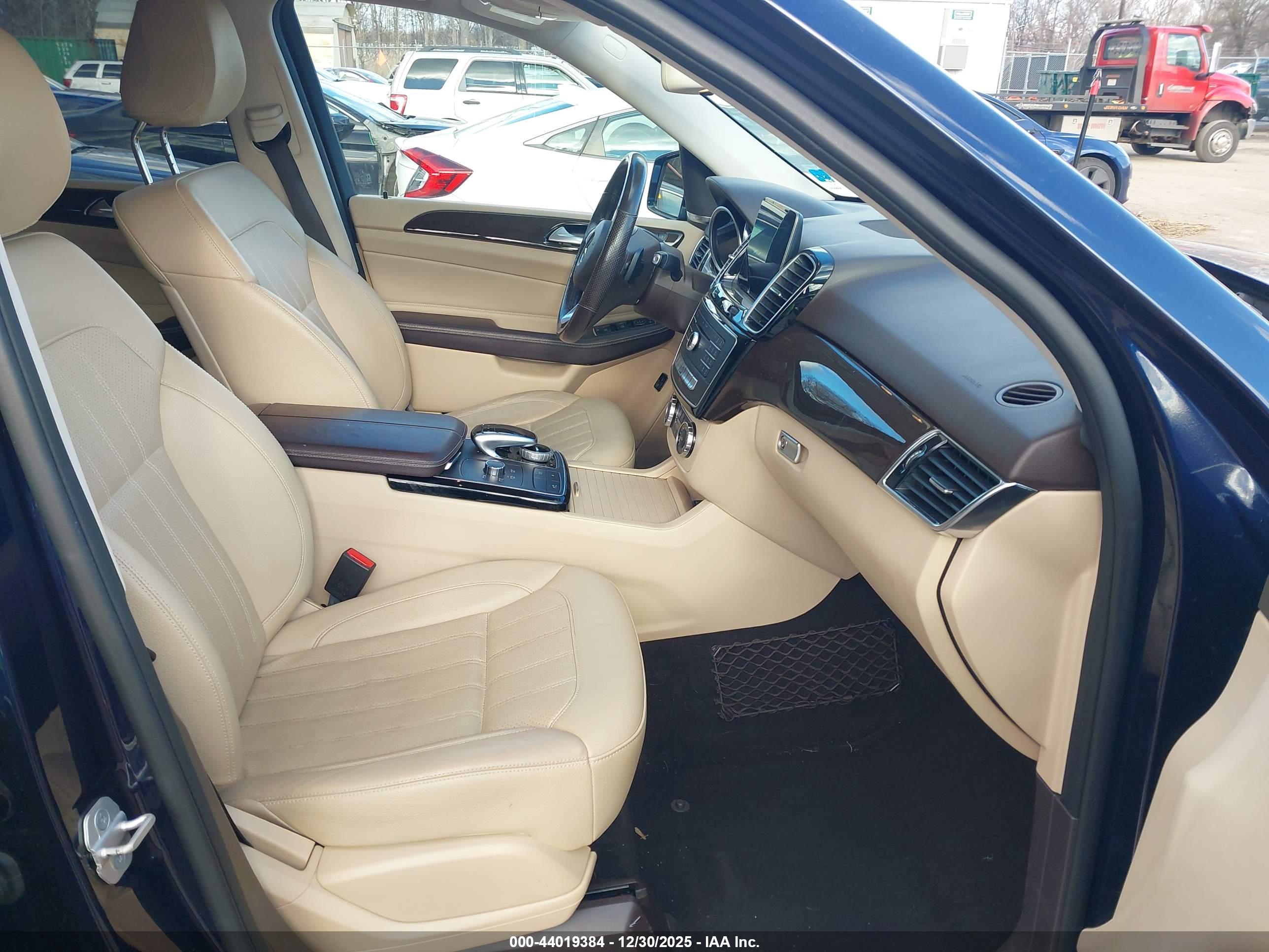 MERCEDES-BENZ GLE image 5