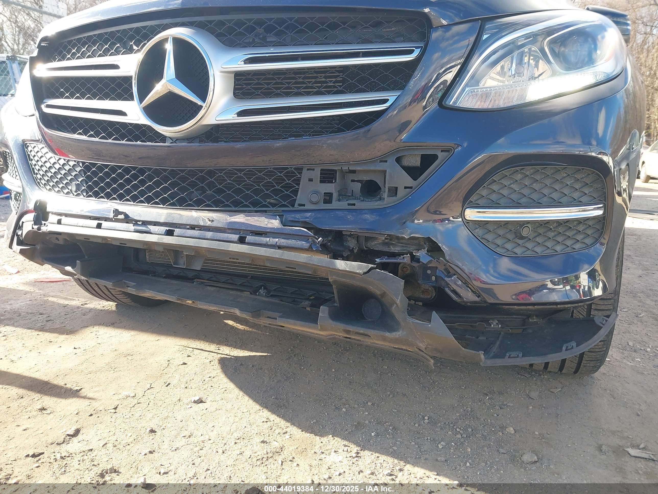 MERCEDES-BENZ GLE image 6
