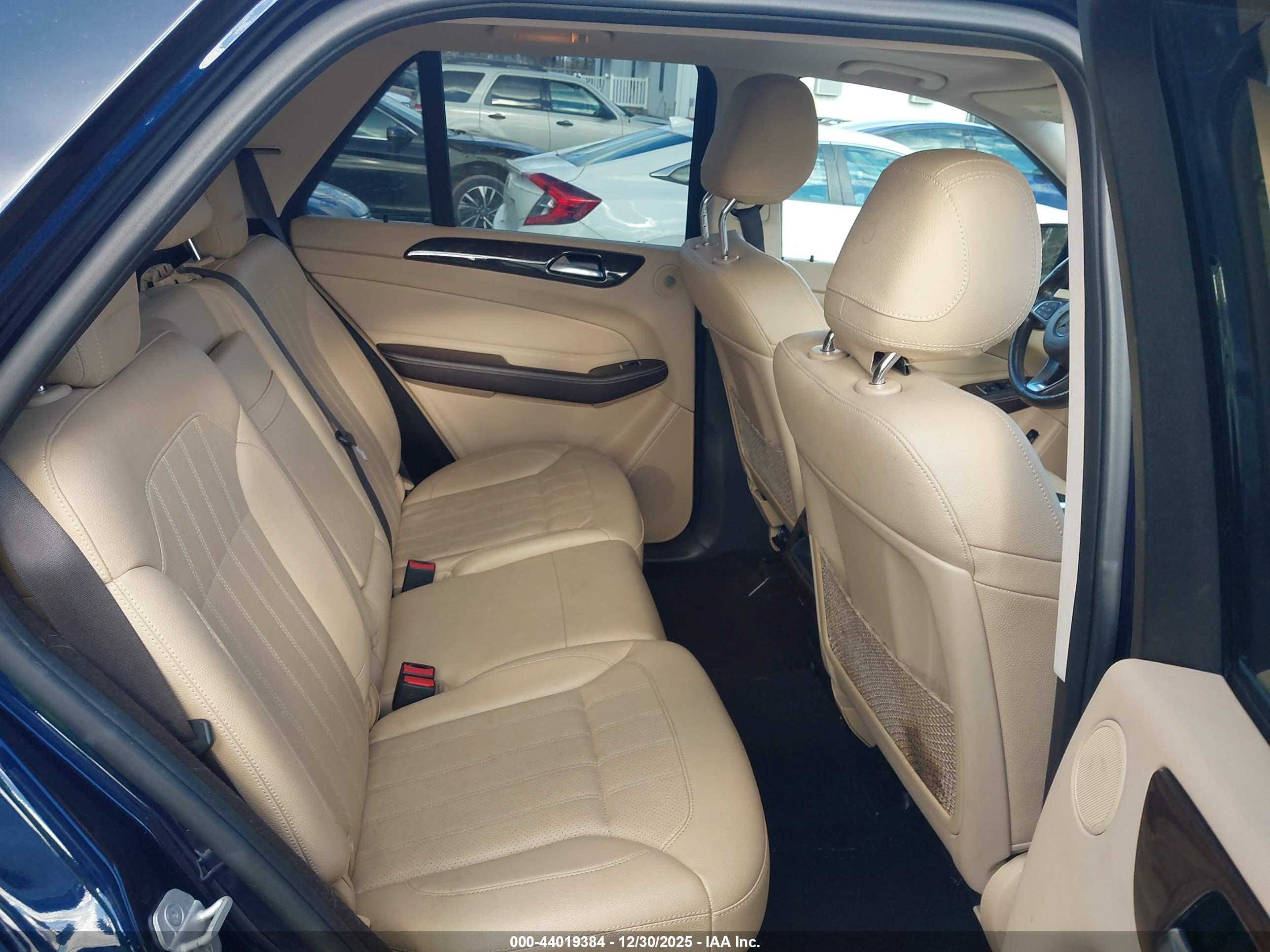 MERCEDES-BENZ GLE image 8