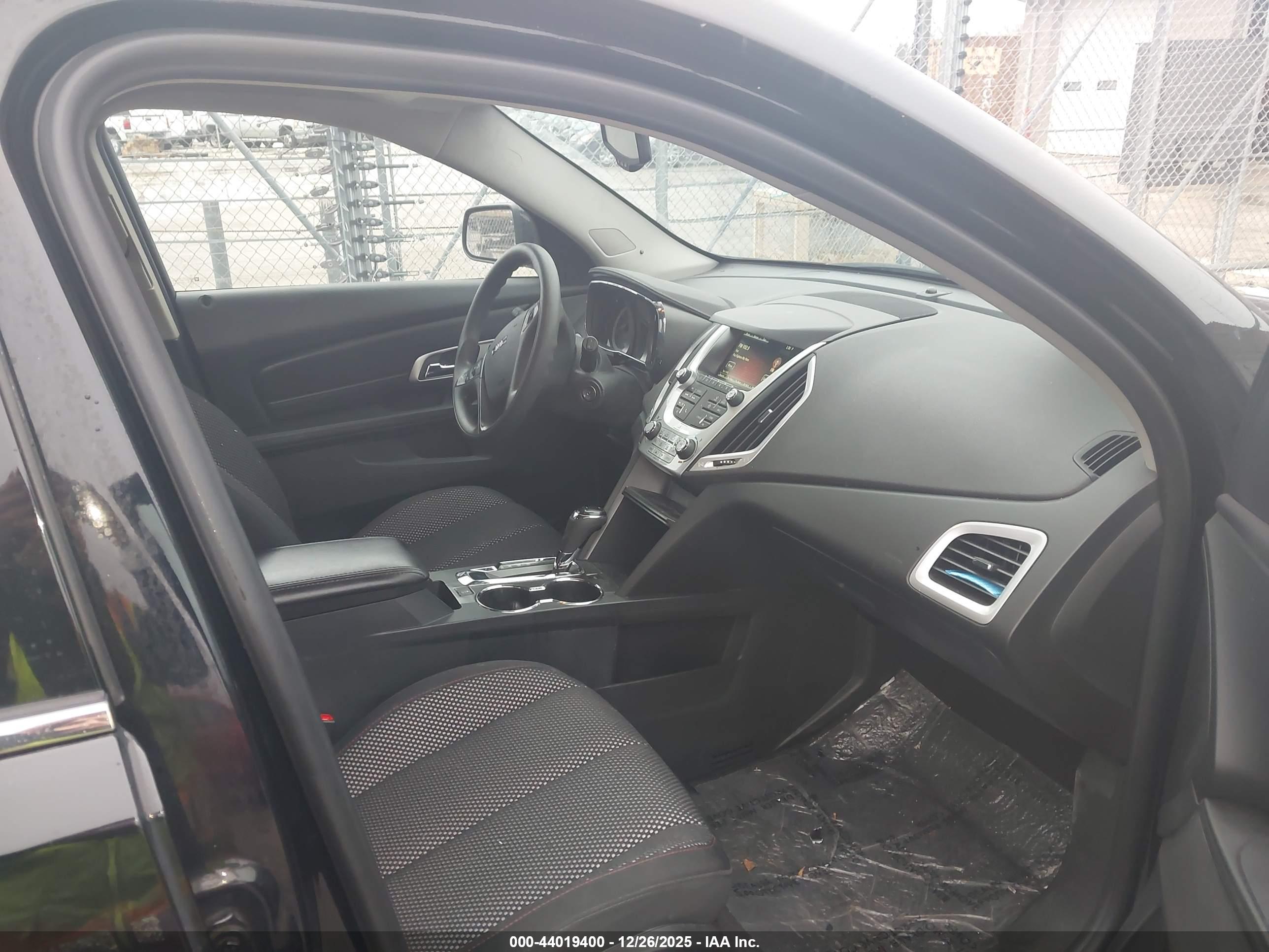 GMC TERRAIN image 5
