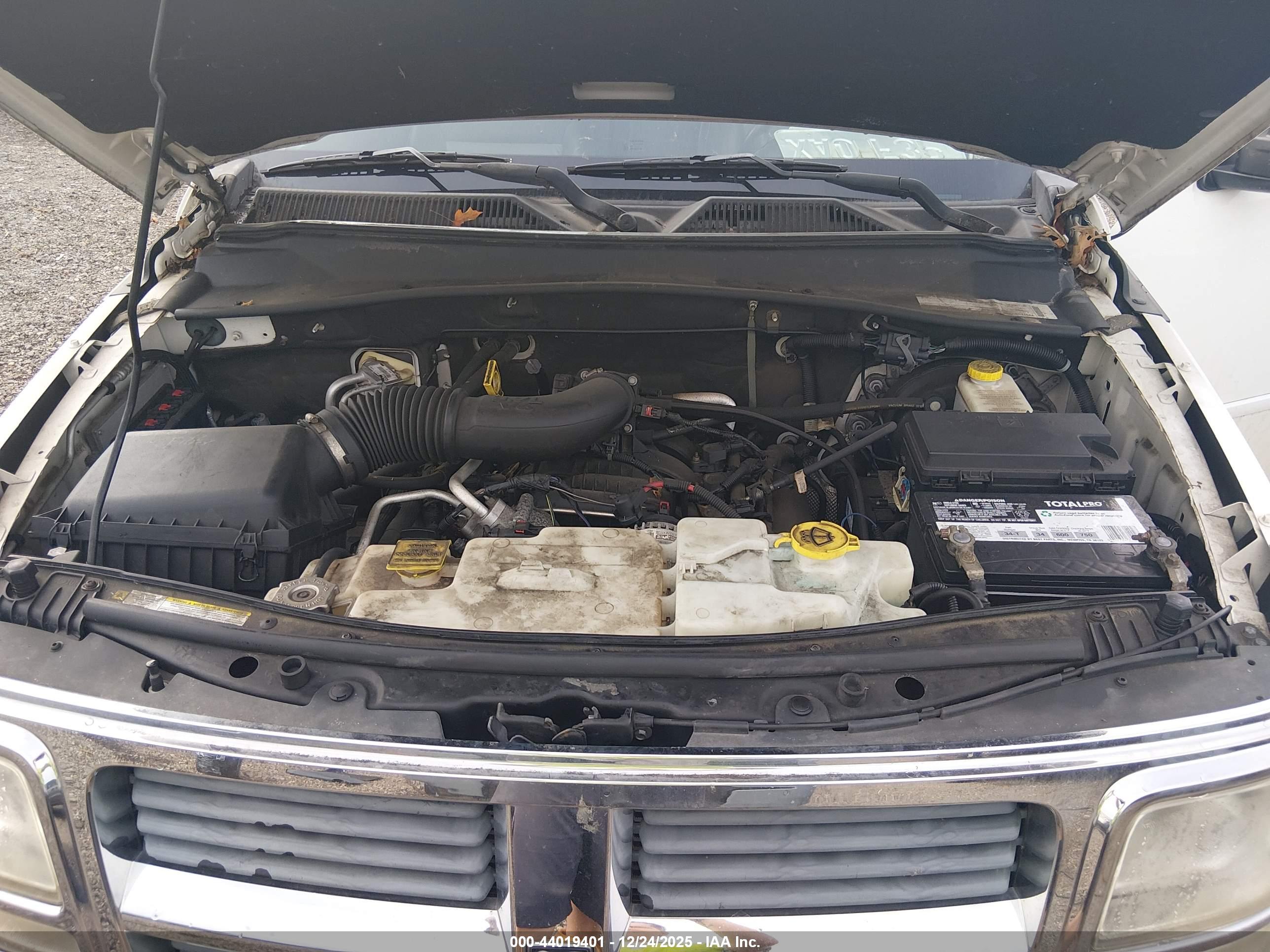 DODGE NITRO image 10