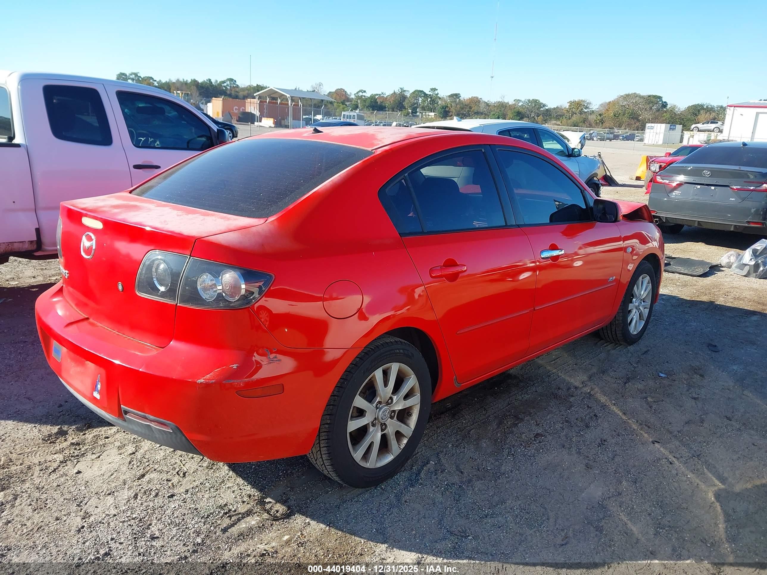 MAZDA MAZDA3 image 4
