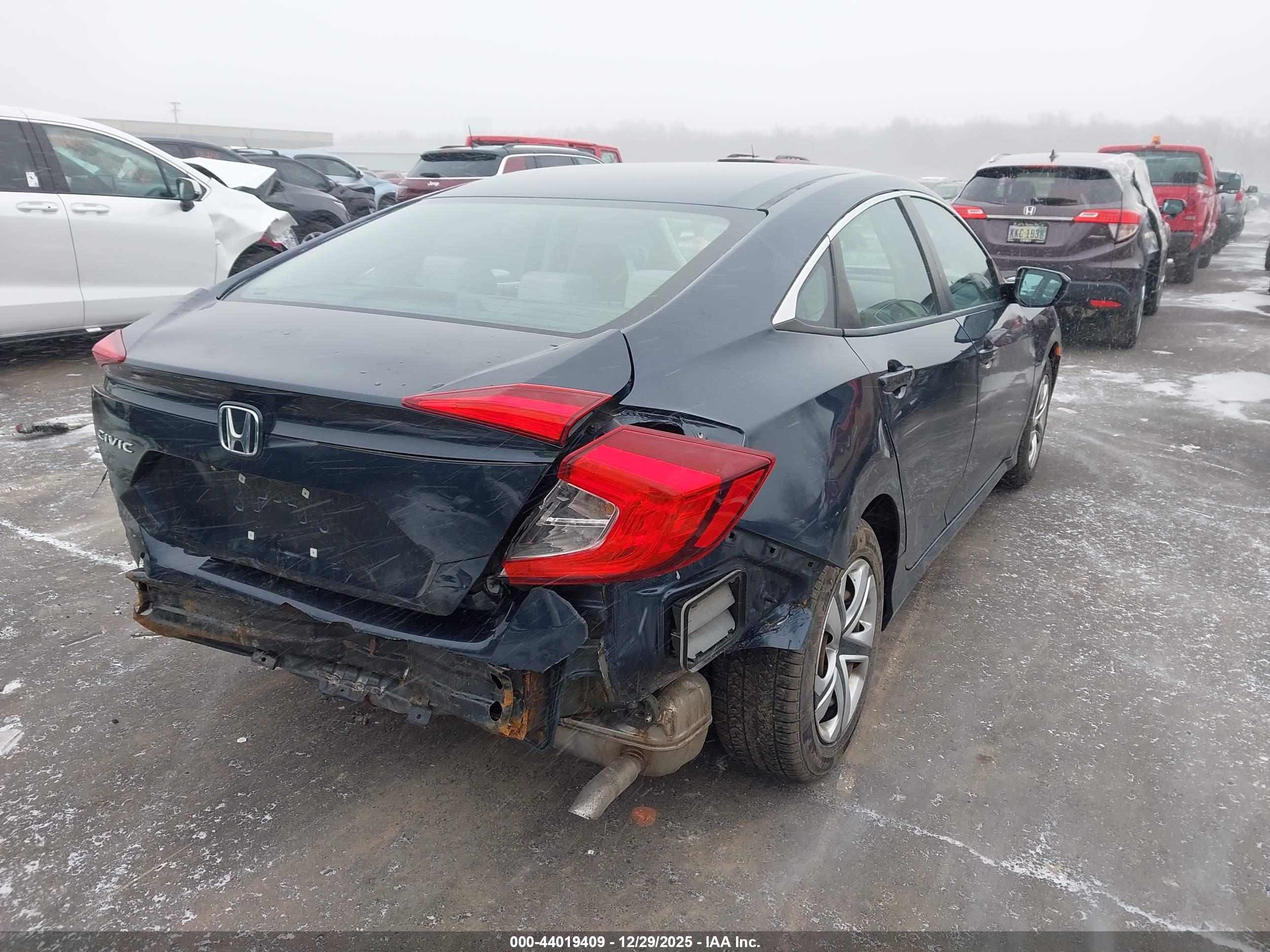 HONDA CIVIC image 4