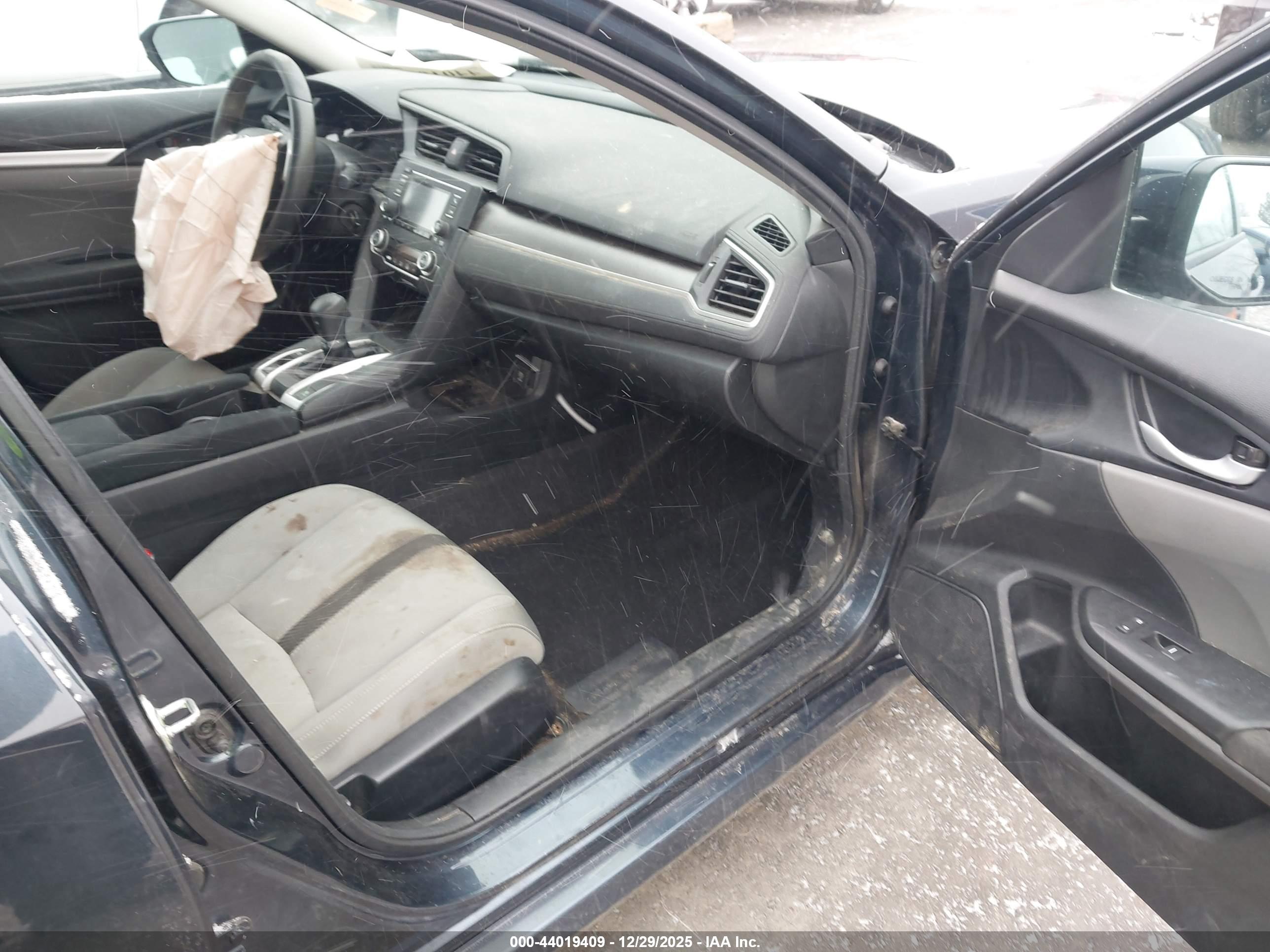 HONDA CIVIC image 5