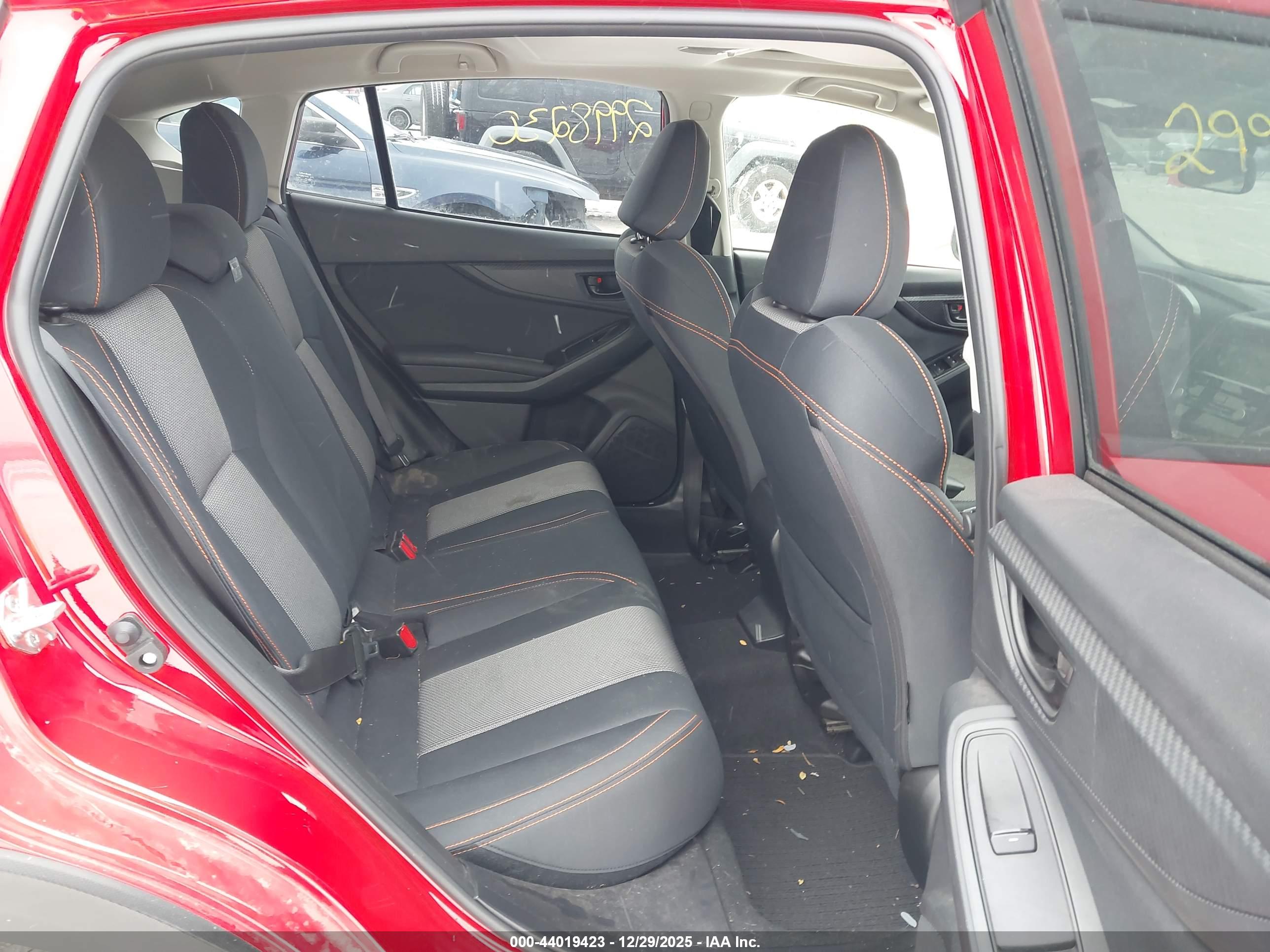 SUBARU CROSSTREK image 8