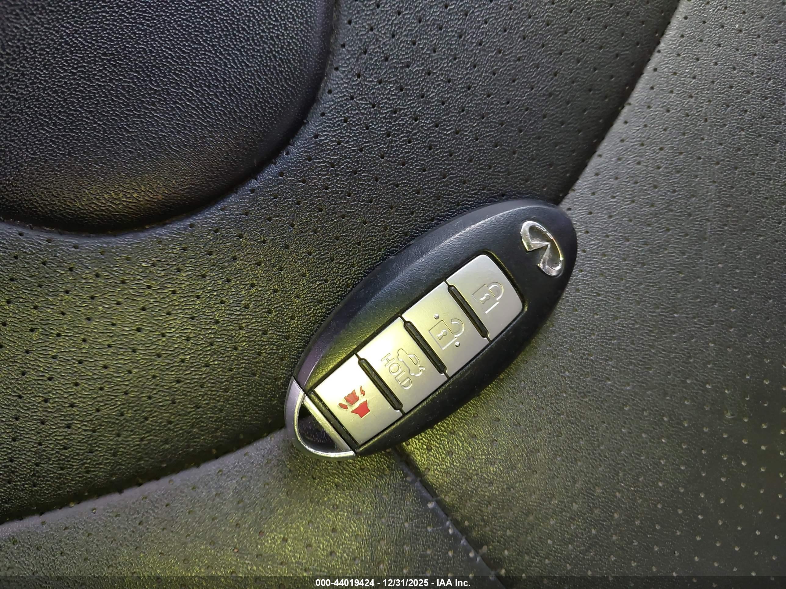 INFINITI G37X image 11