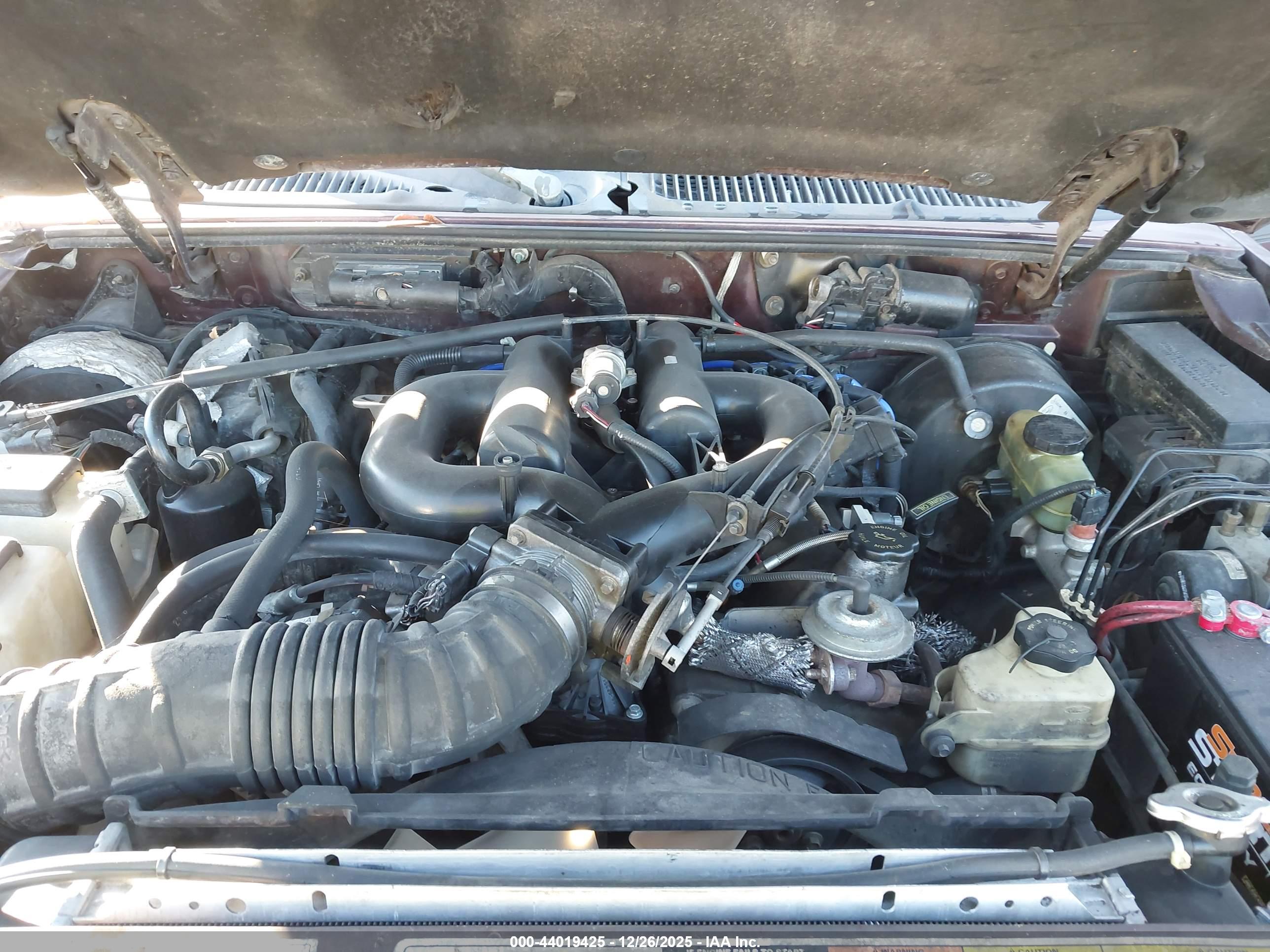 FORD EXPLORER image 10