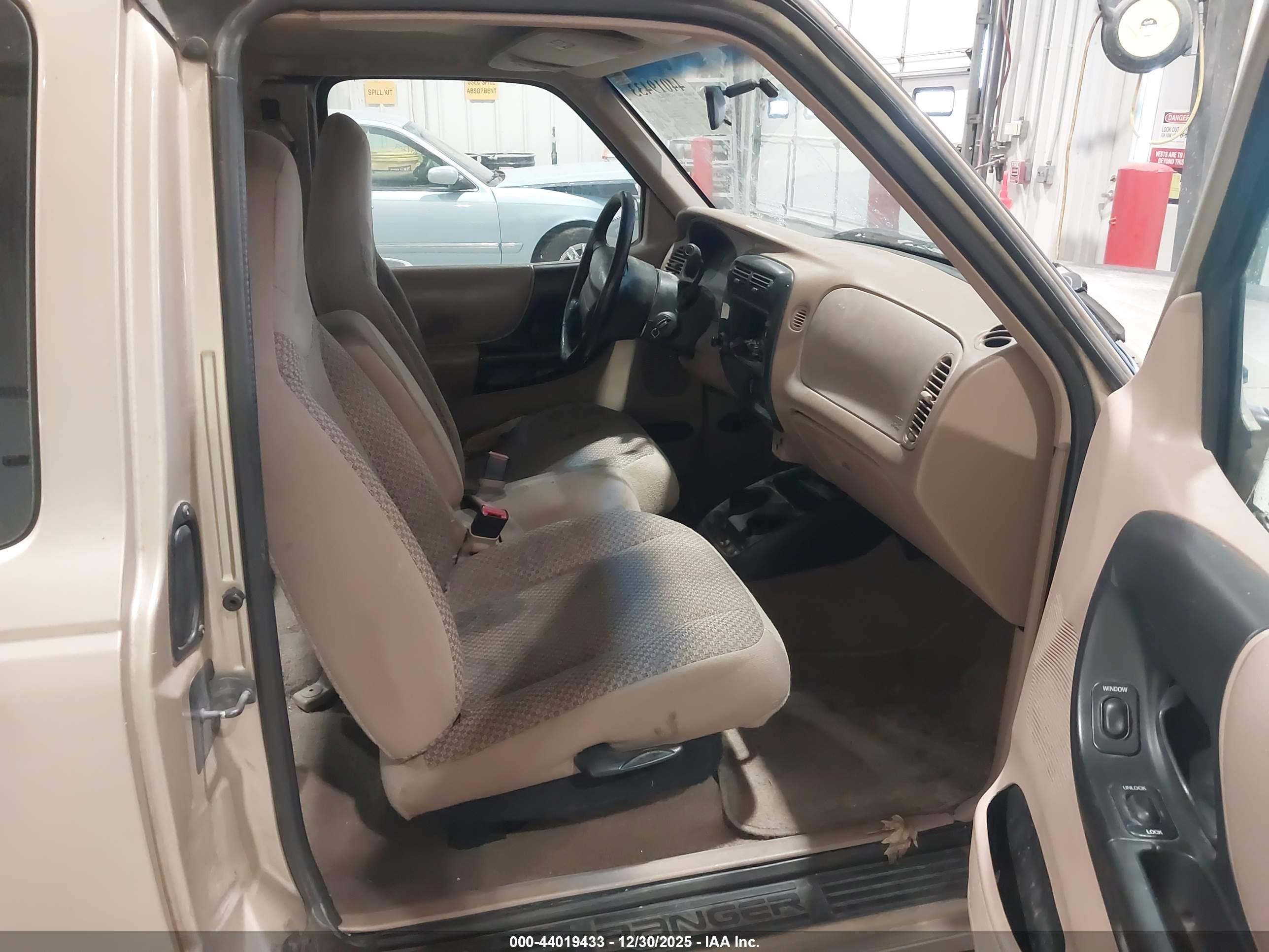 FORD RANGER image 5