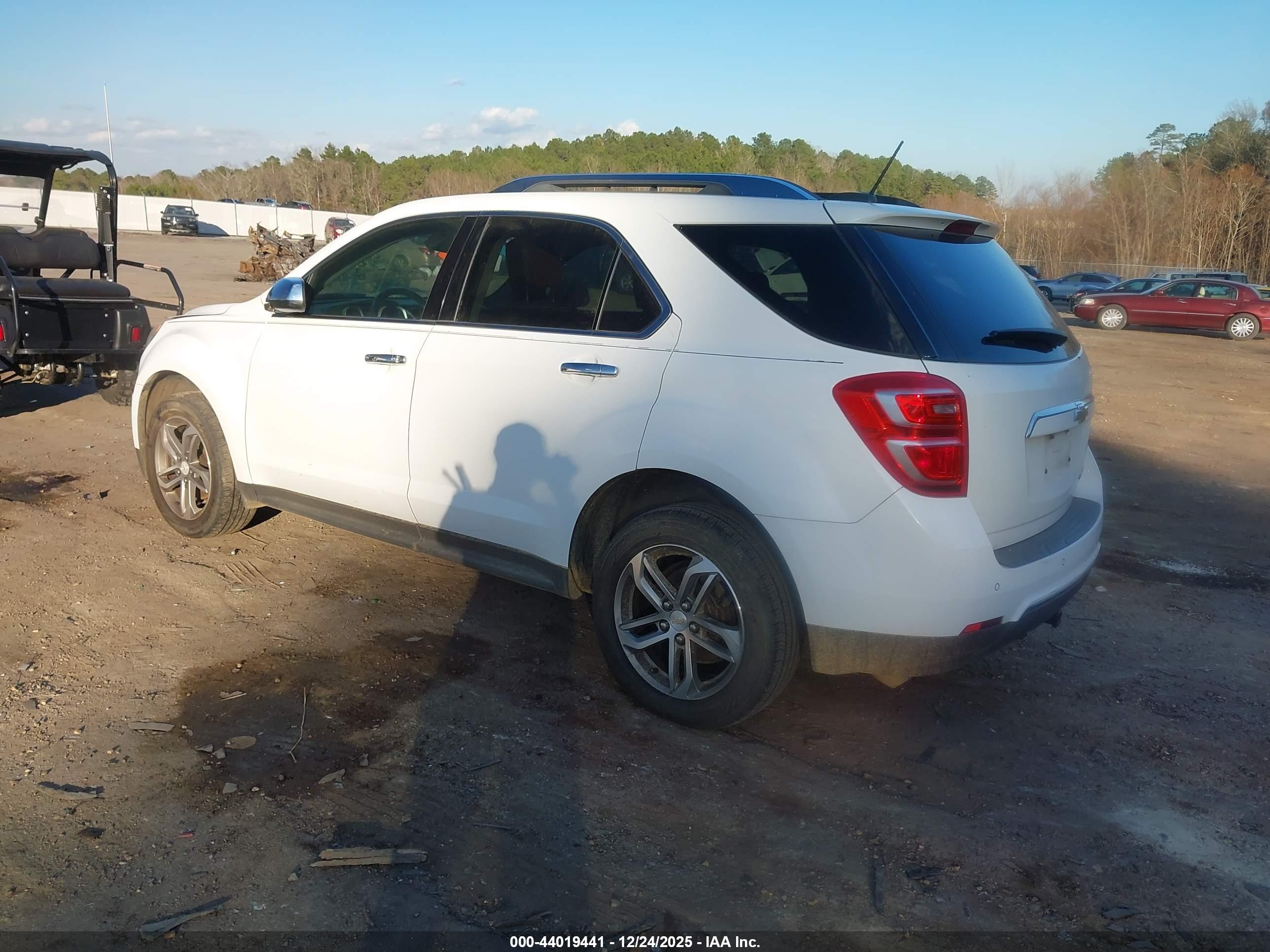 CHEVROLET EQUINOX image 3