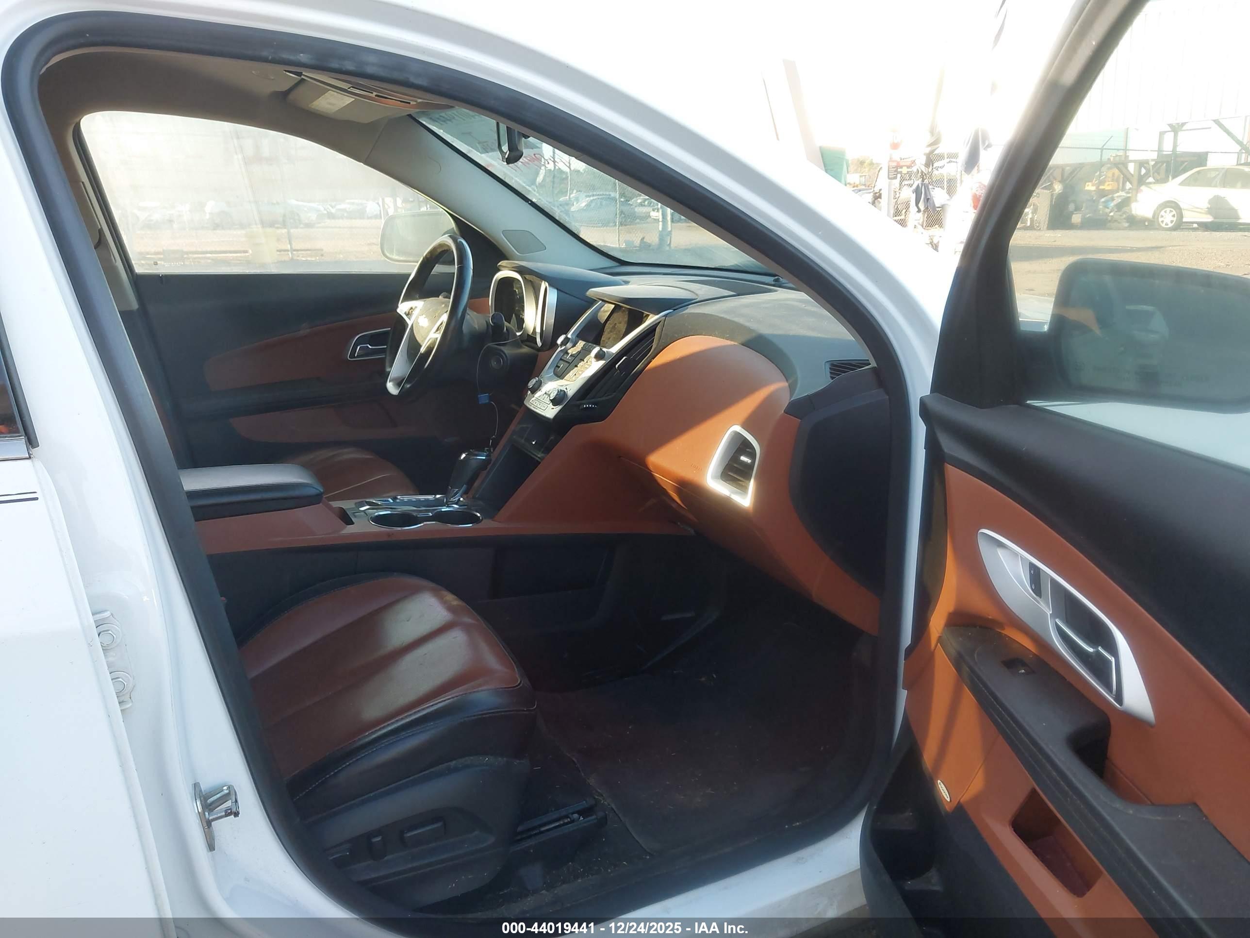 CHEVROLET EQUINOX image 5