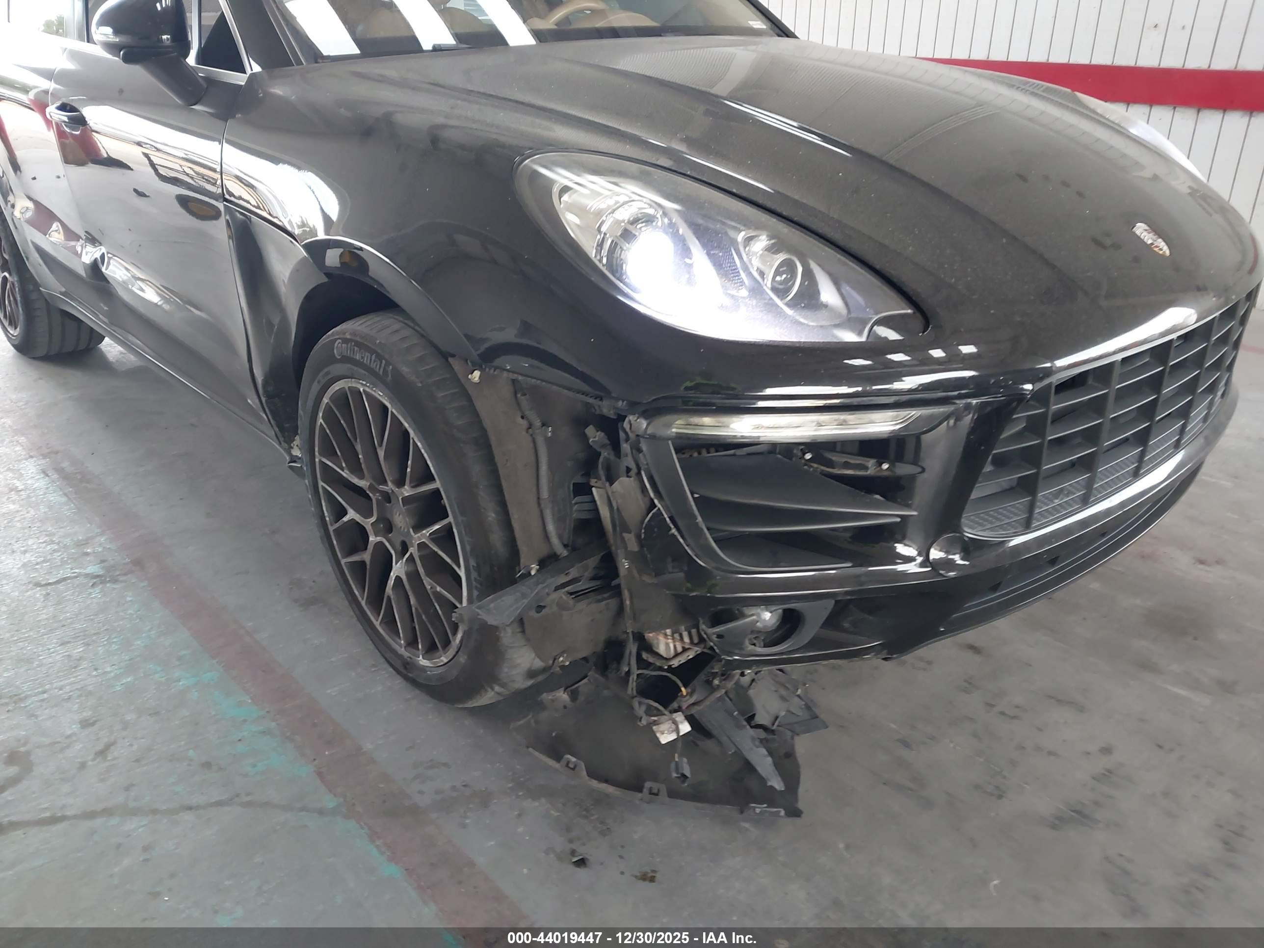 PORSCHE MACAN image 6