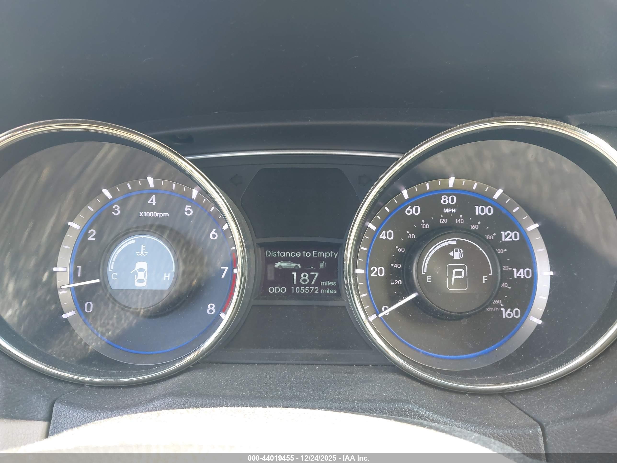 HYUNDAI SONATA image 7