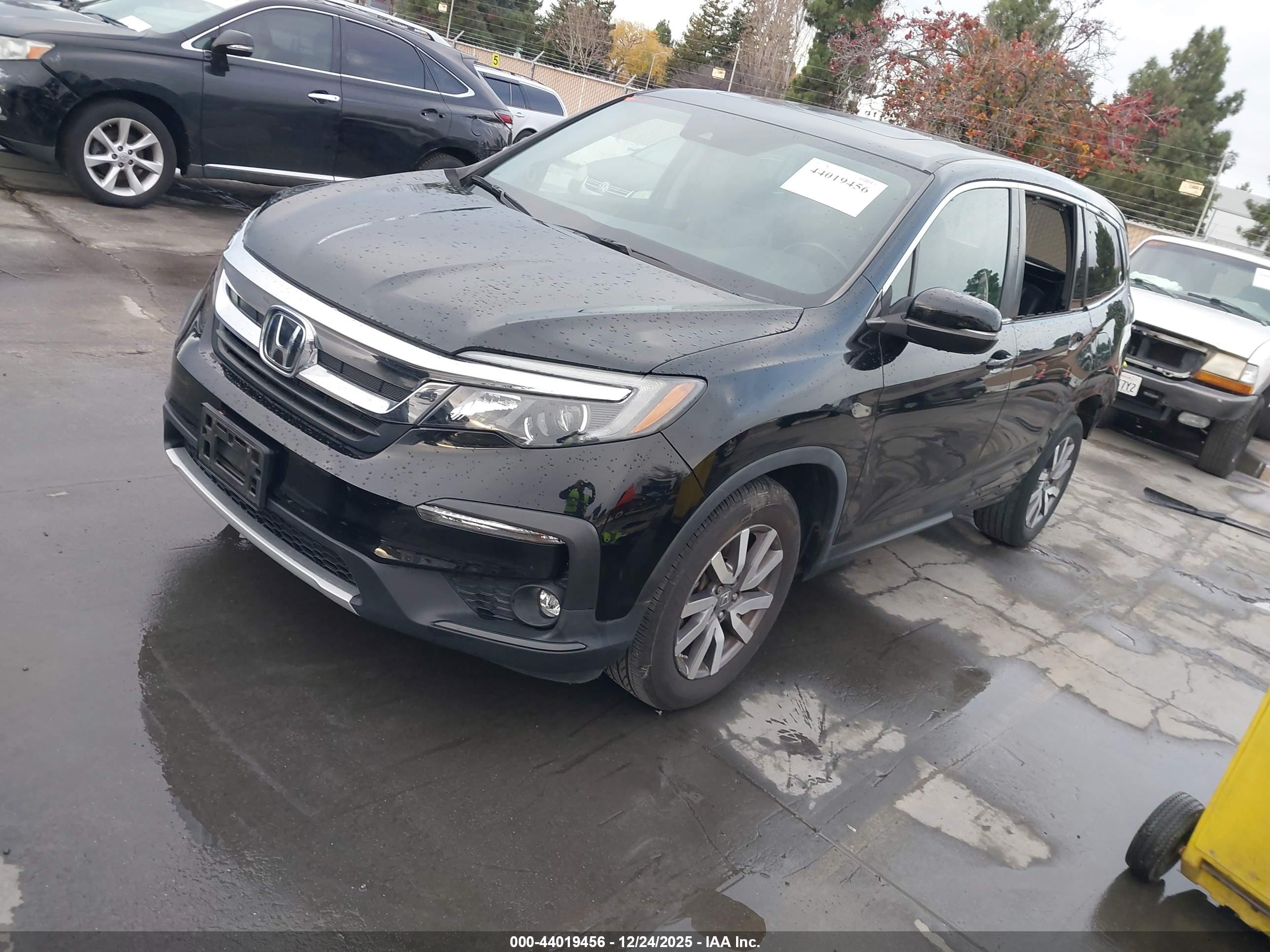 HONDA PILOT image 2