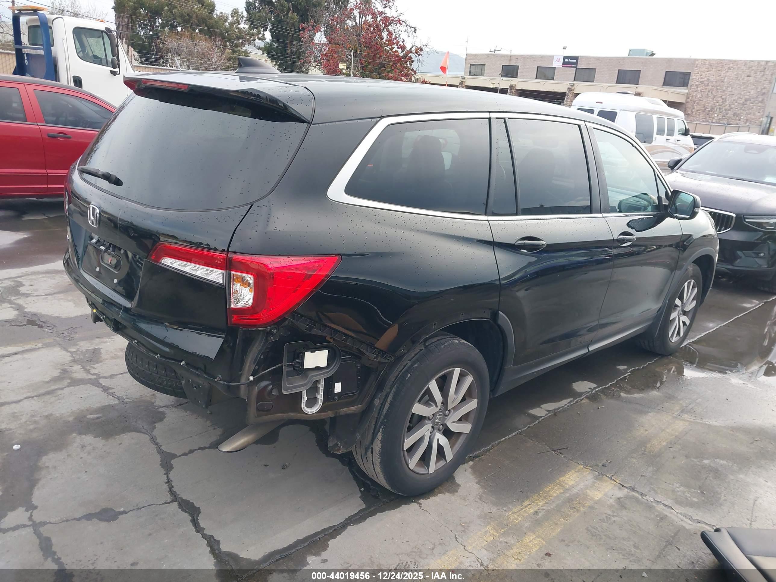 HONDA PILOT image 4