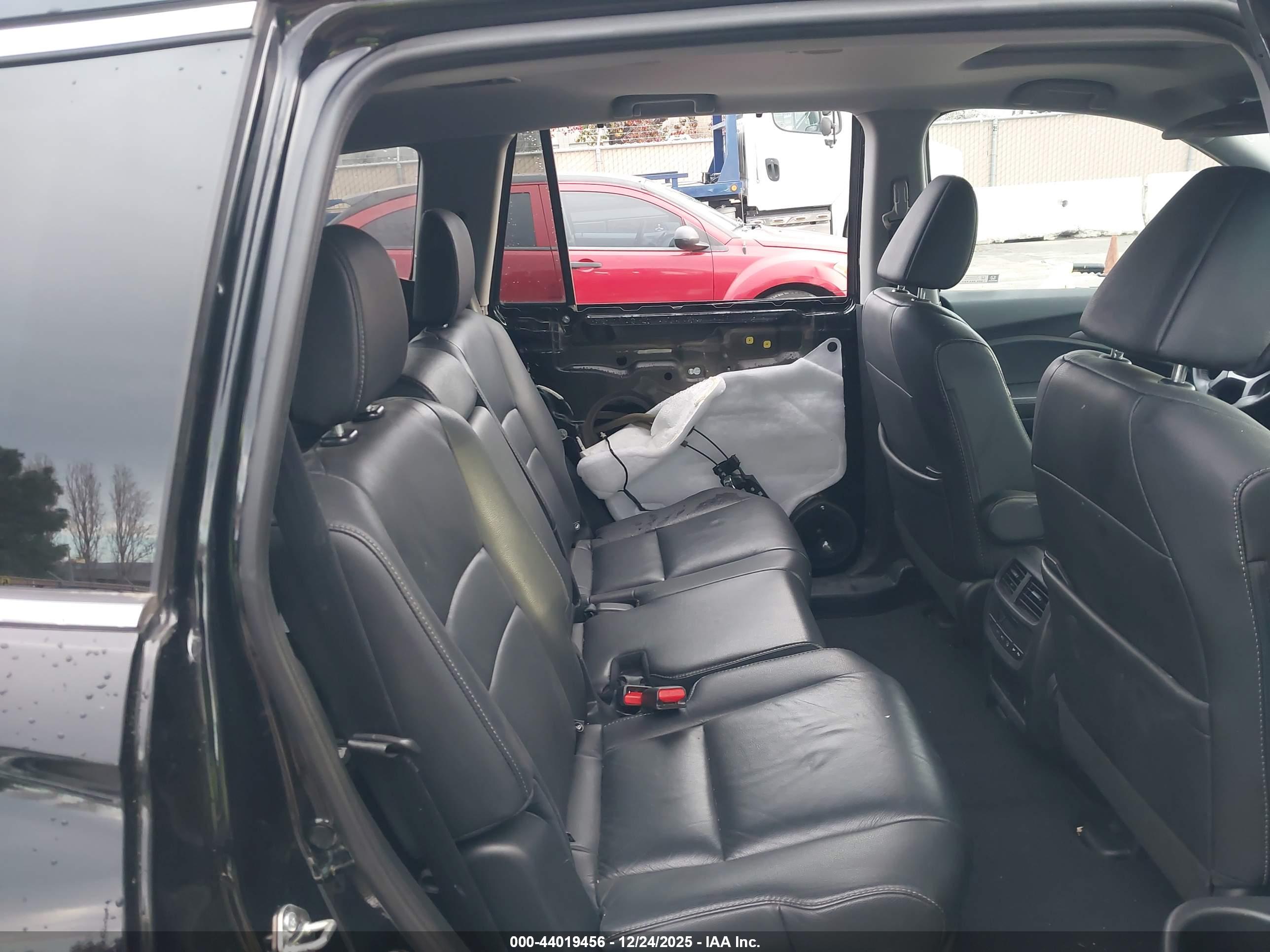 HONDA PILOT image 8